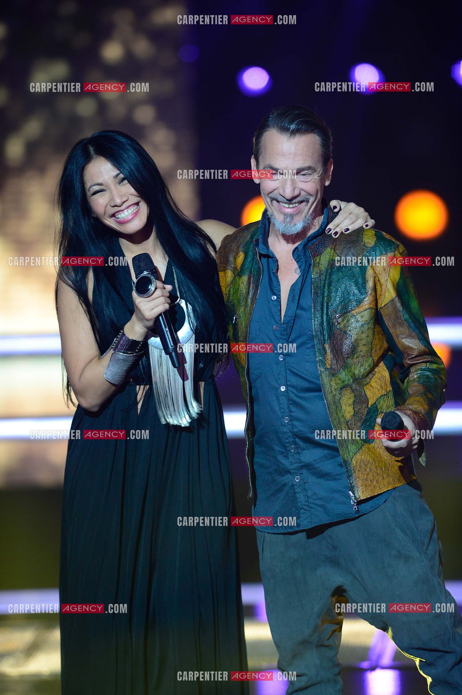 Saison 5 de l'émission The Voice en 2016. La chanteuse Angunn invitée de l'émission pour un duo avec le coach Florent Pagny.     ( Exclusif )