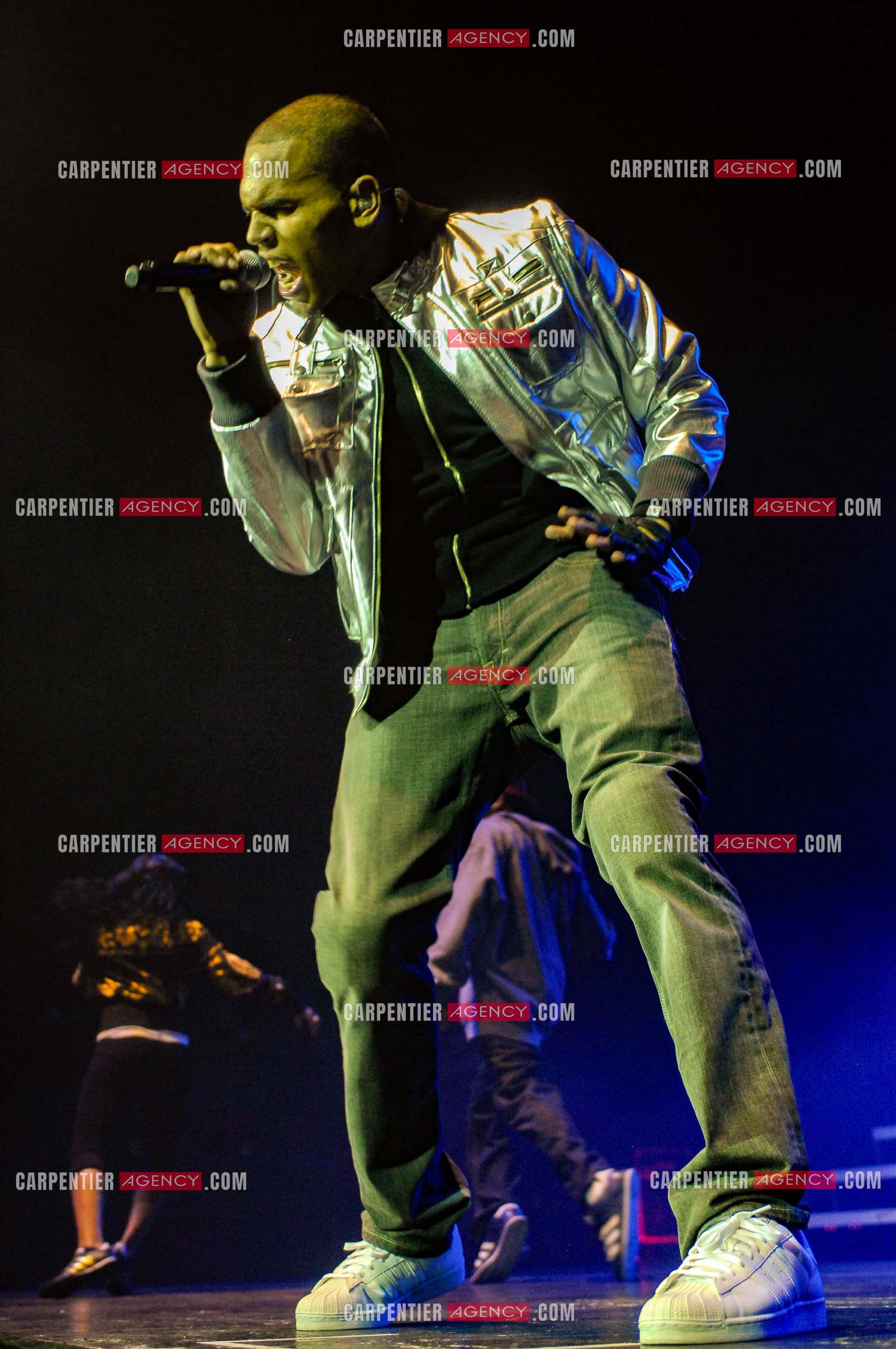 Le rappeur Chris Brown en concert au Zénith de Paris en 2008.  ( Exclusif )