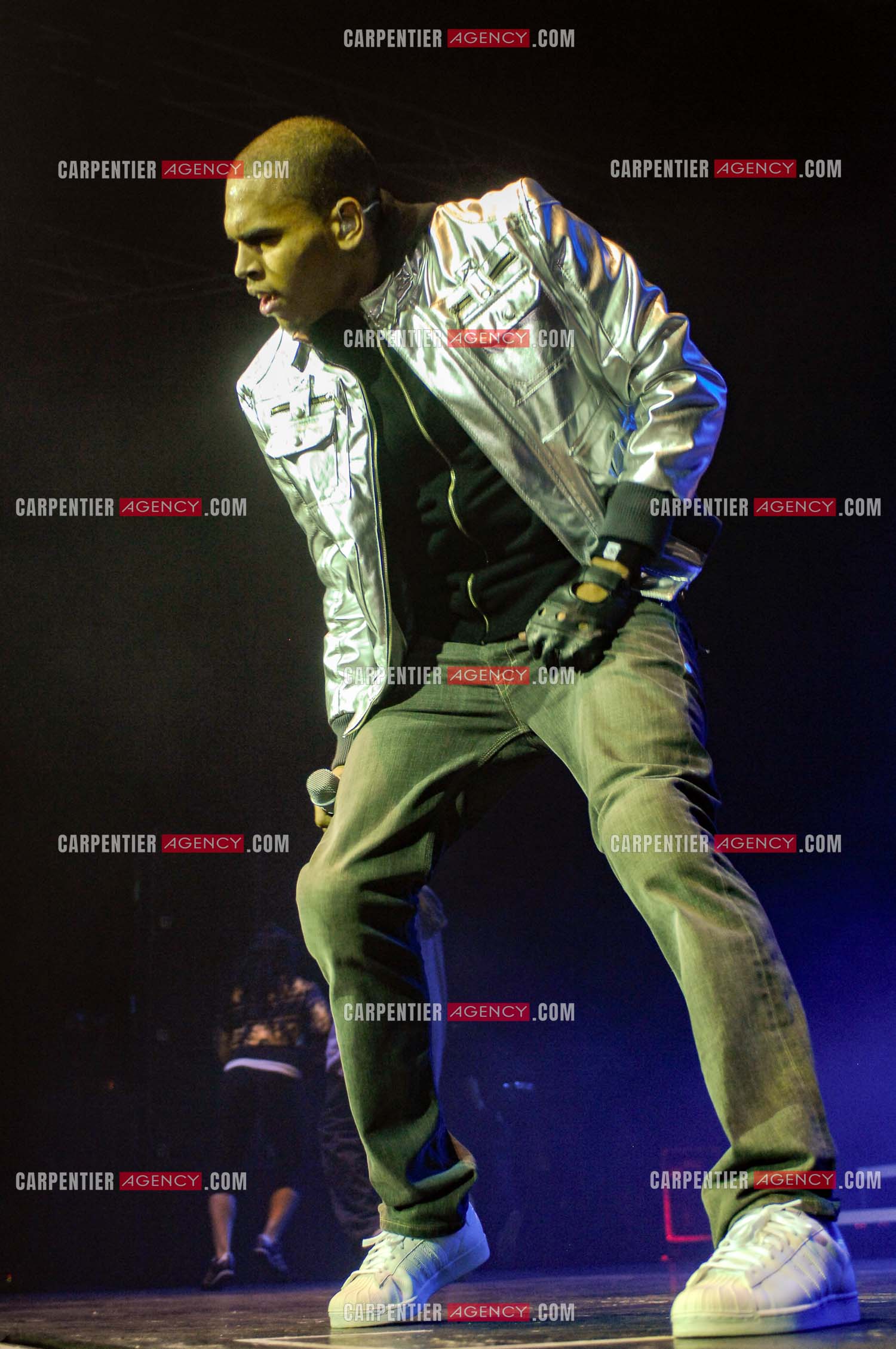 Le rappeur Chris Brown en concert au Zénith de Paris en 2008.  ( Exclusif )