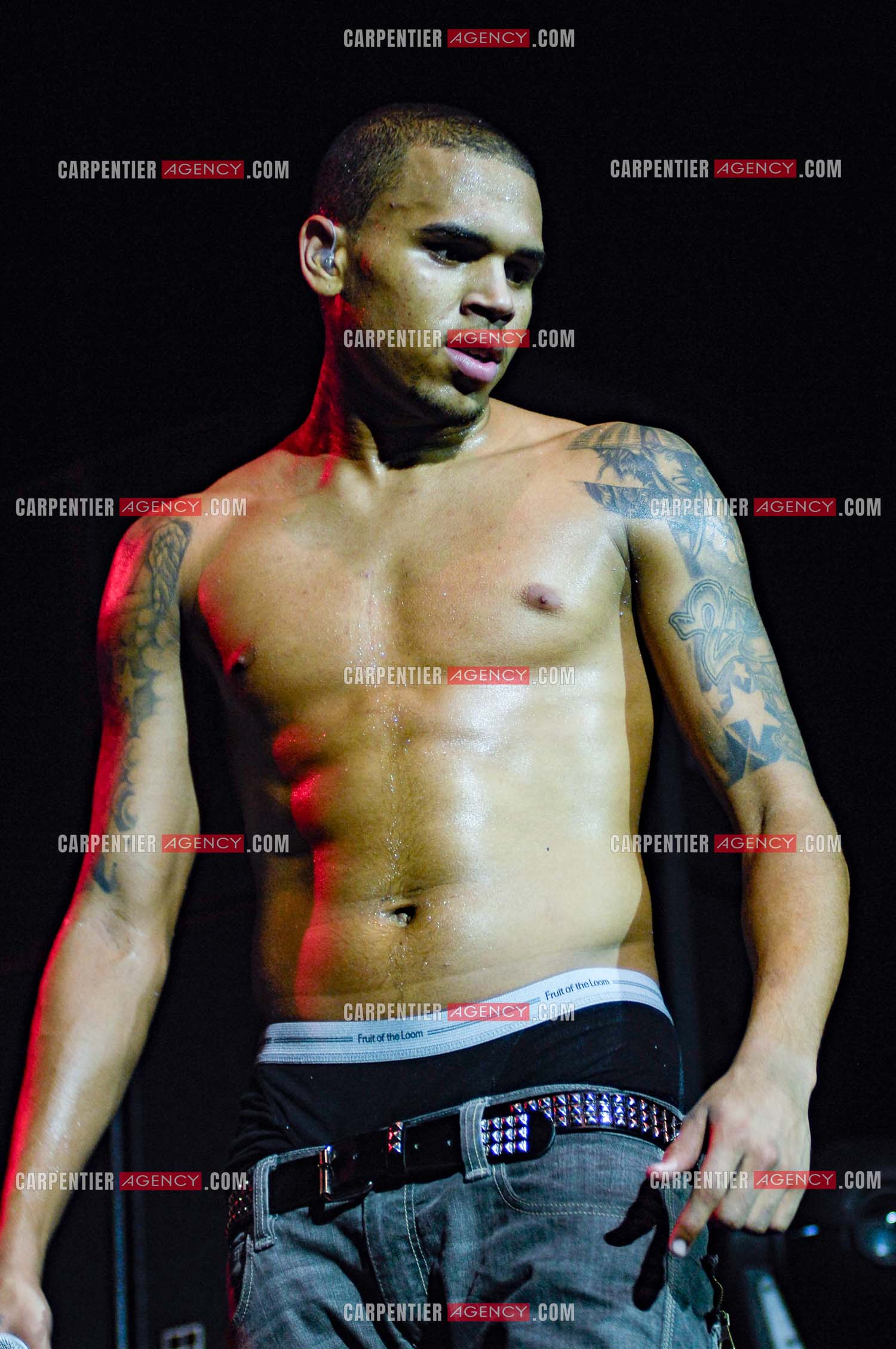 Le rappeur Chris Brown en concert au Zénith de Paris en 2008.  ( Exclusif )