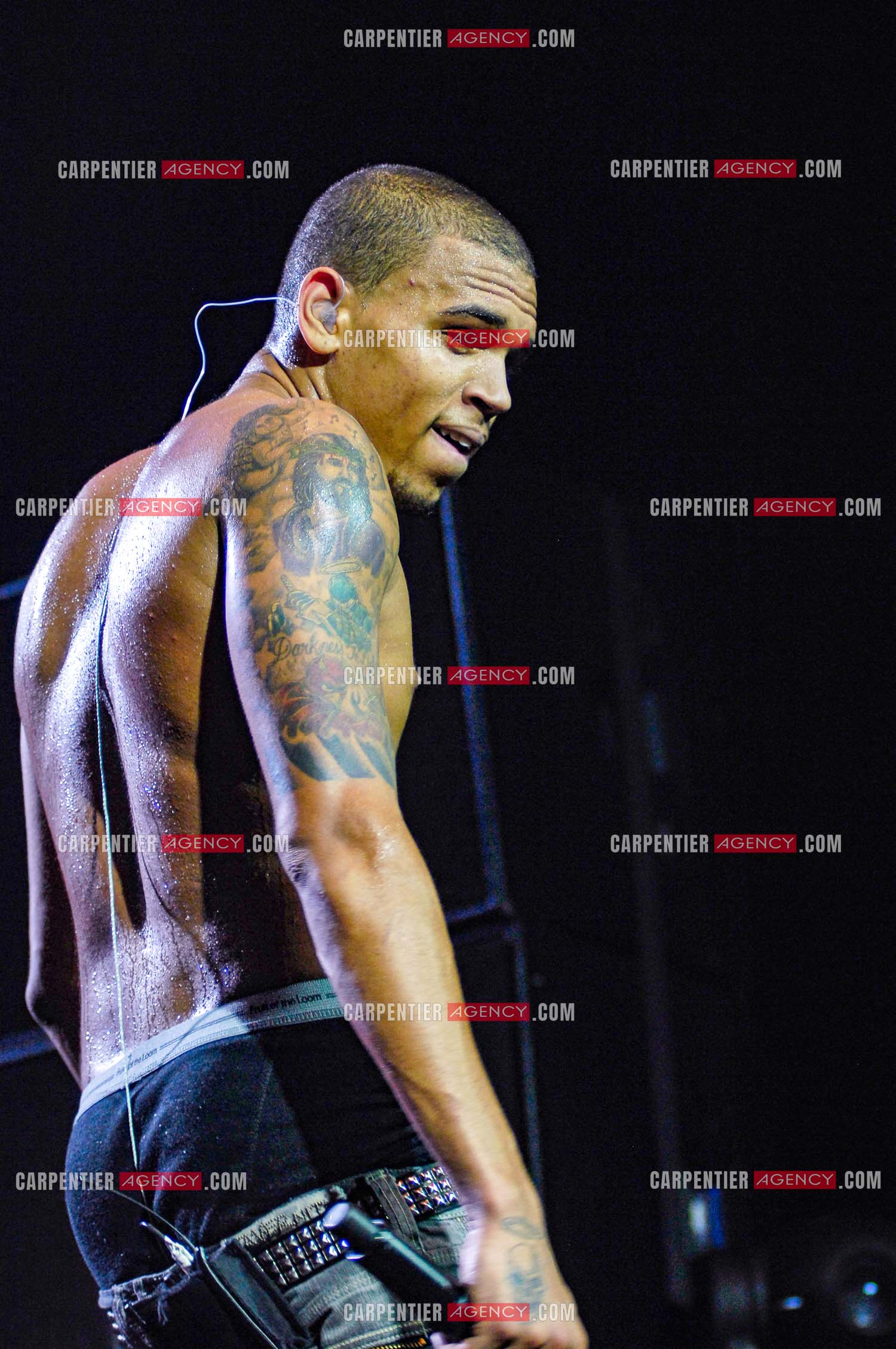 Le rappeur Chris Brown en concert au Zénith de Paris en 2008.  ( Exclusif )