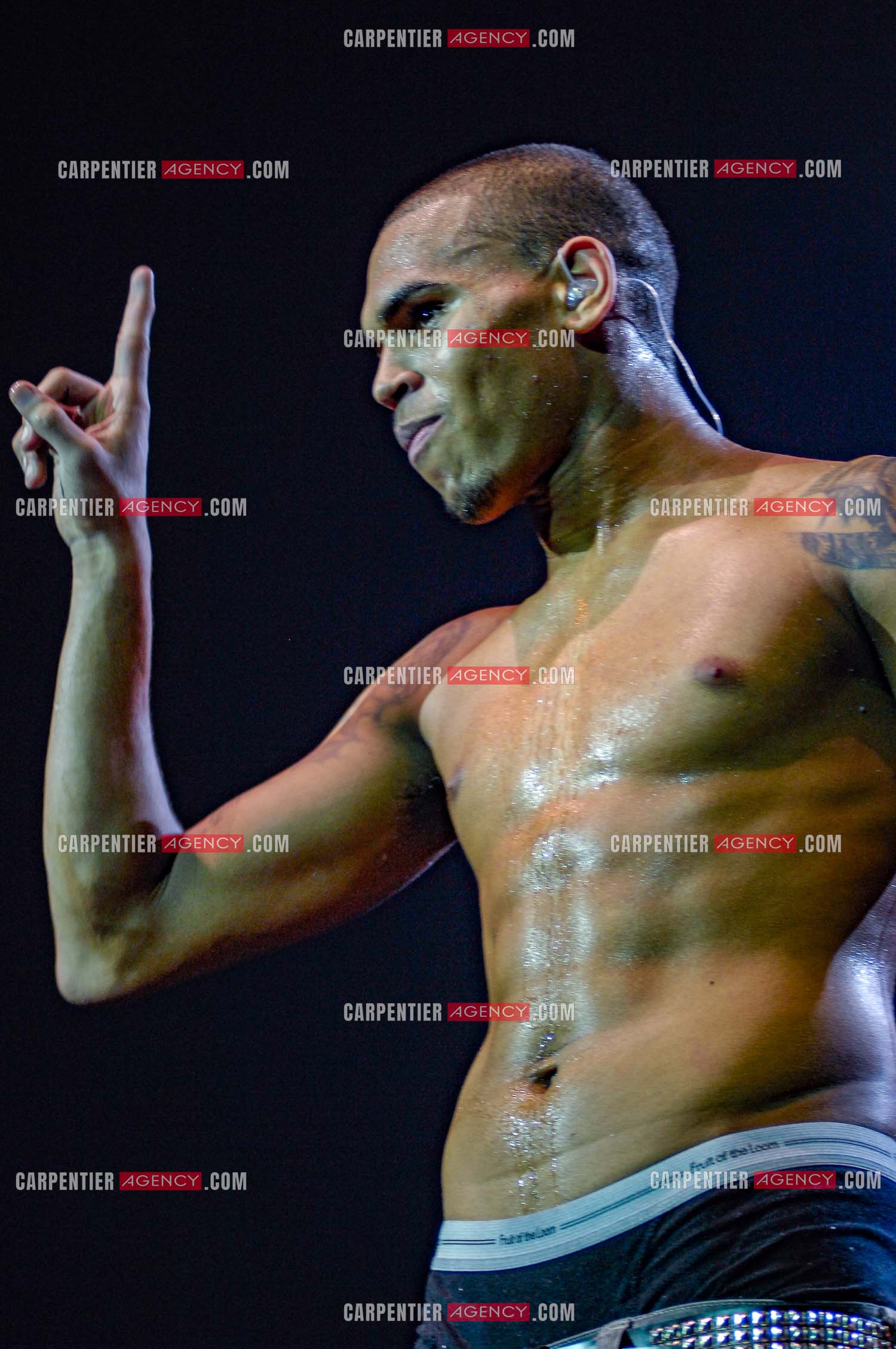 Le rappeur Chris Brown en concert au Zénith de Paris en 2008.  ( Exclusif )