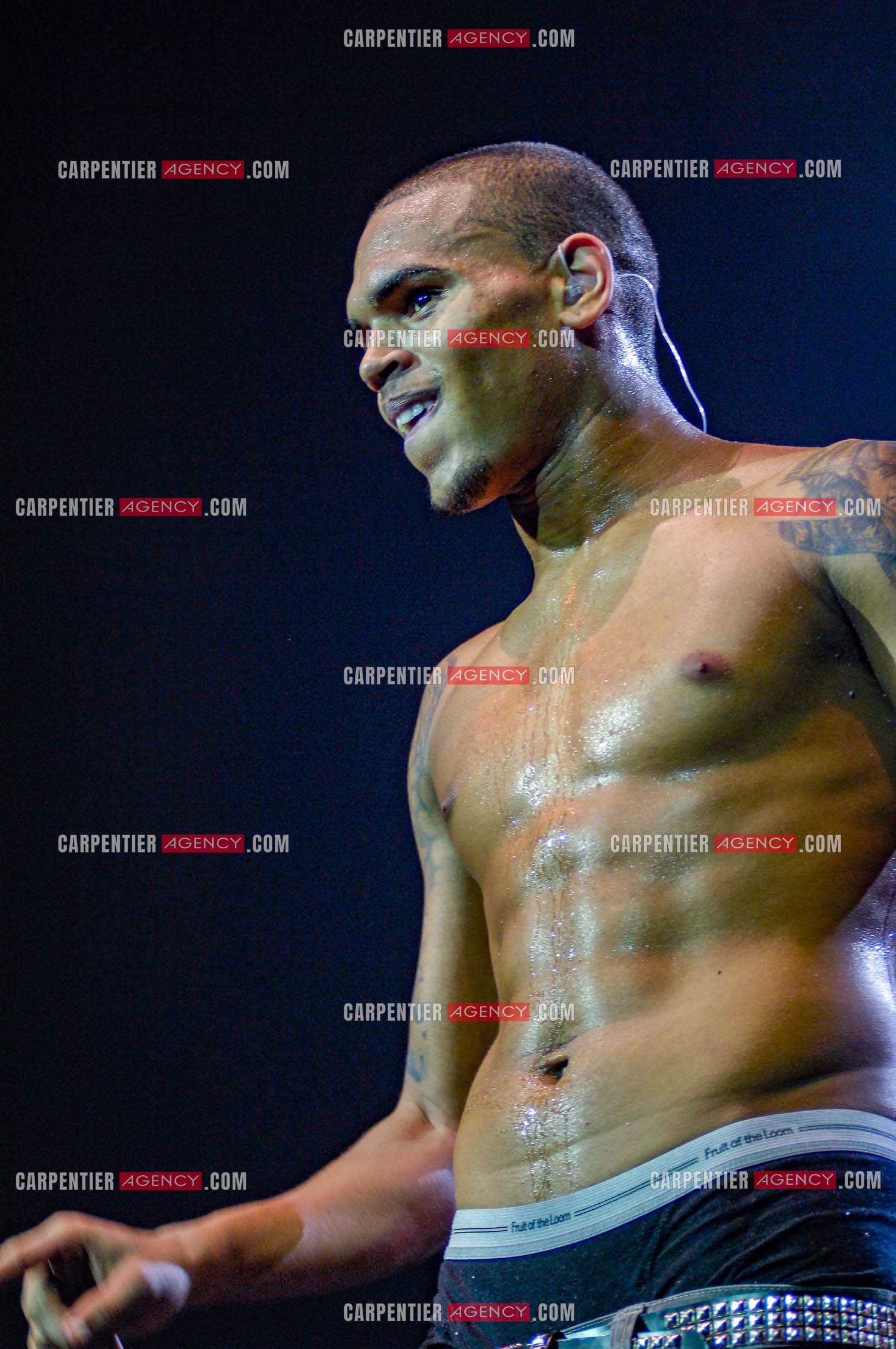 Le rappeur Chris Brown en concert au Zénith de Paris en 2008.  ( Exclusif )