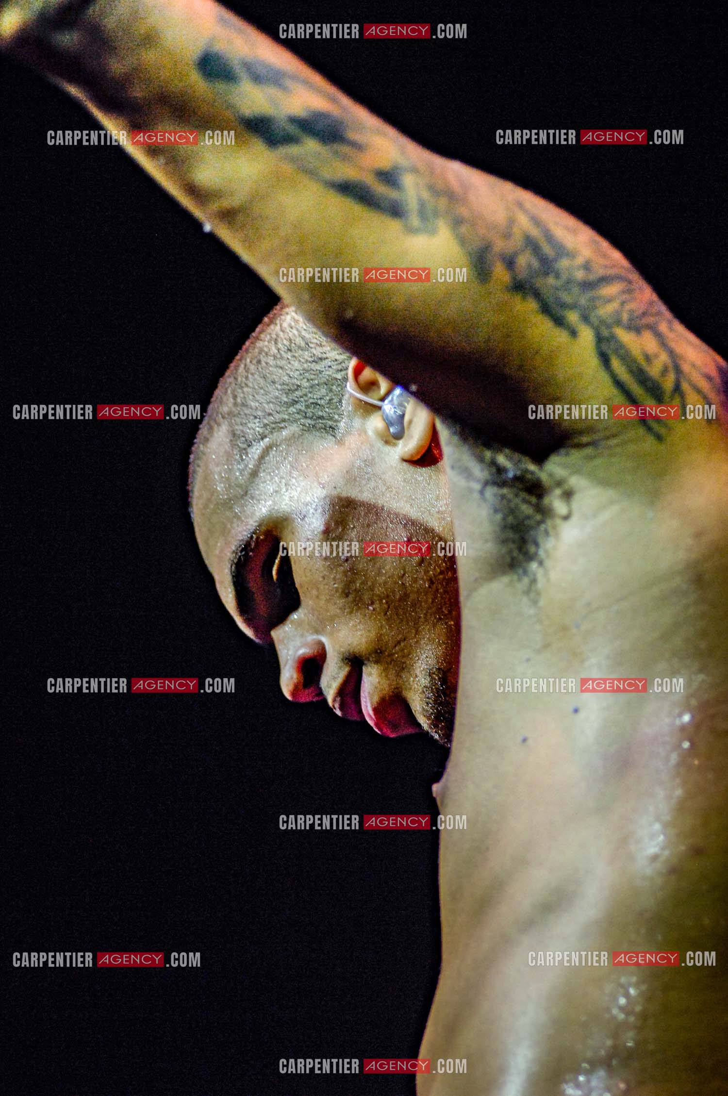 Le rappeur Chris Brown en concert au Zénith de Paris en 2008.  ( Exclusif )