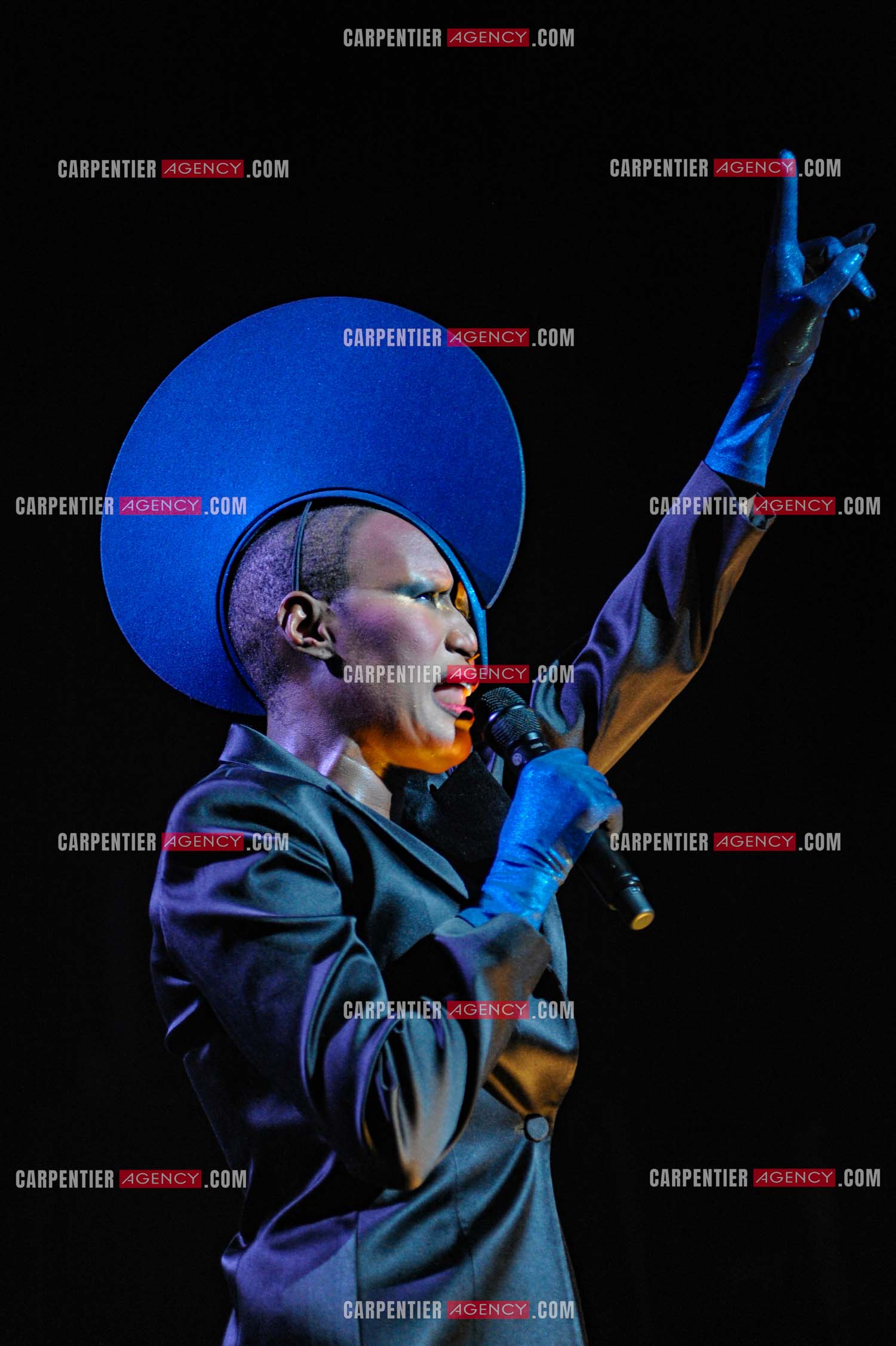 La chanteuse Grace Jones en concert à Bruxelles le 16 mars 2009.  ( Exclusif )
