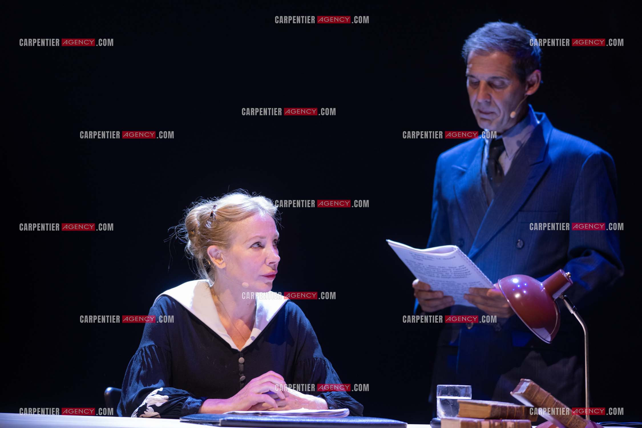 L'actrice Julie Depardieu et l'acteur Stefan Druet Toukaïeff réunis pour la pièce “Bunker“ au festival Cardin à Lacoste le 14 juillet 2024.  ( Exclusif )