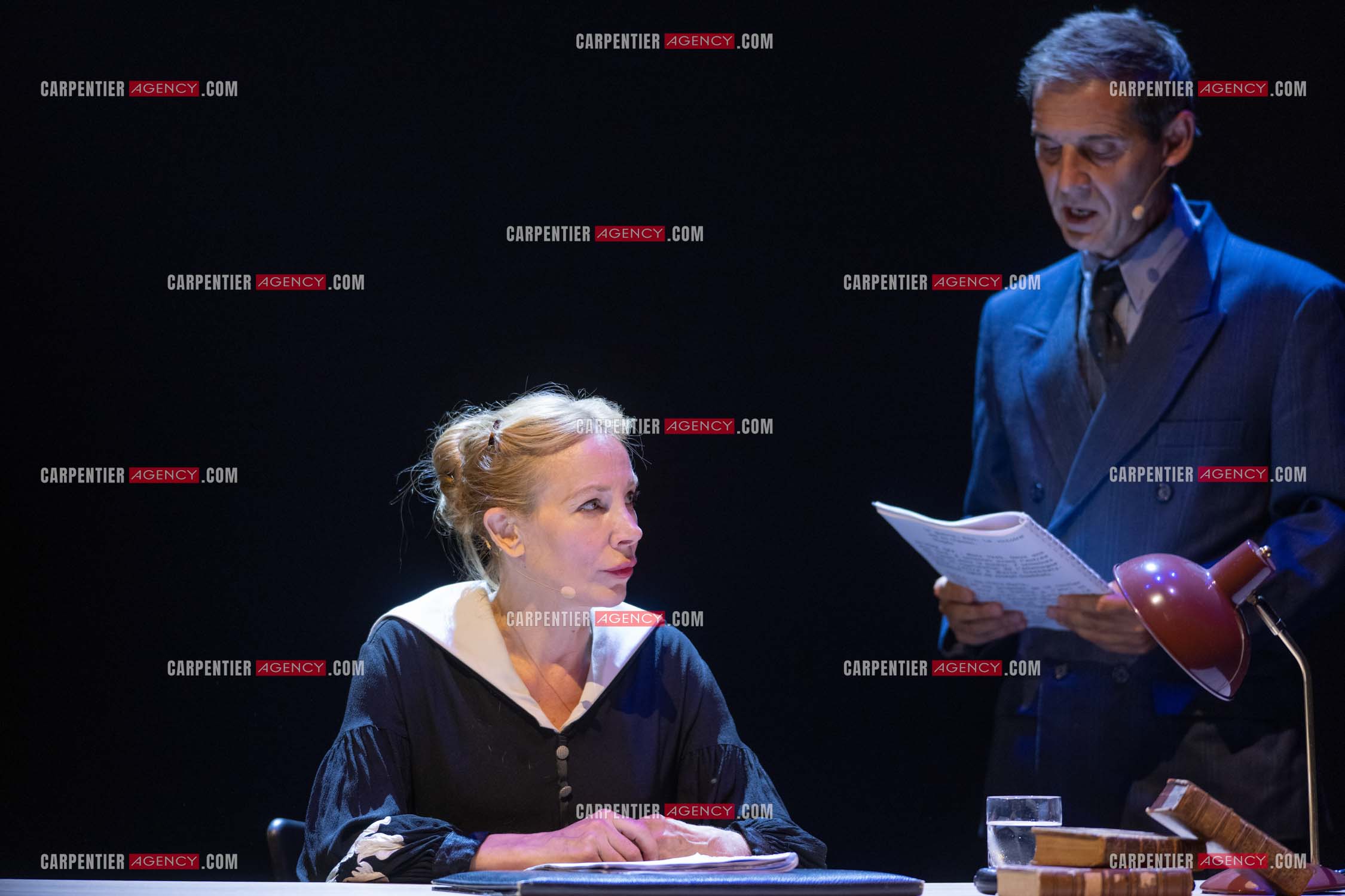 L'actrice Julie Depardieu et l'acteur Stefan Druet Toukaïeff réunis pour la pièce “Bunker“ au festival Cardin à Lacoste le 14 juillet 2024.  ( Exclusif )