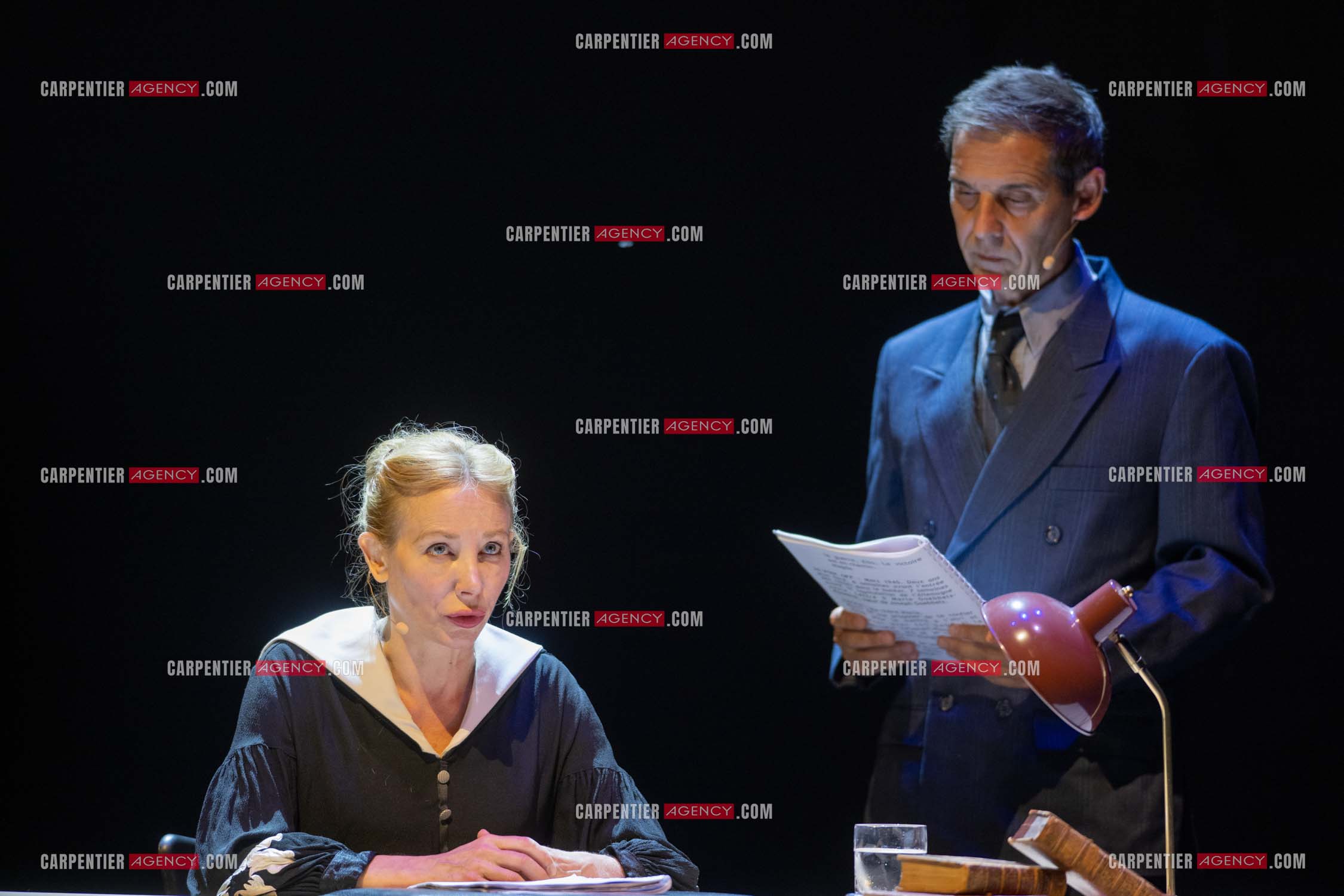 L'actrice Julie Depardieu et l'acteur Stefan Druet Toukaïeff réunis pour la pièce “Bunker“ au festival Cardin à Lacoste le 14 juillet 2024.  ( Exclusif )