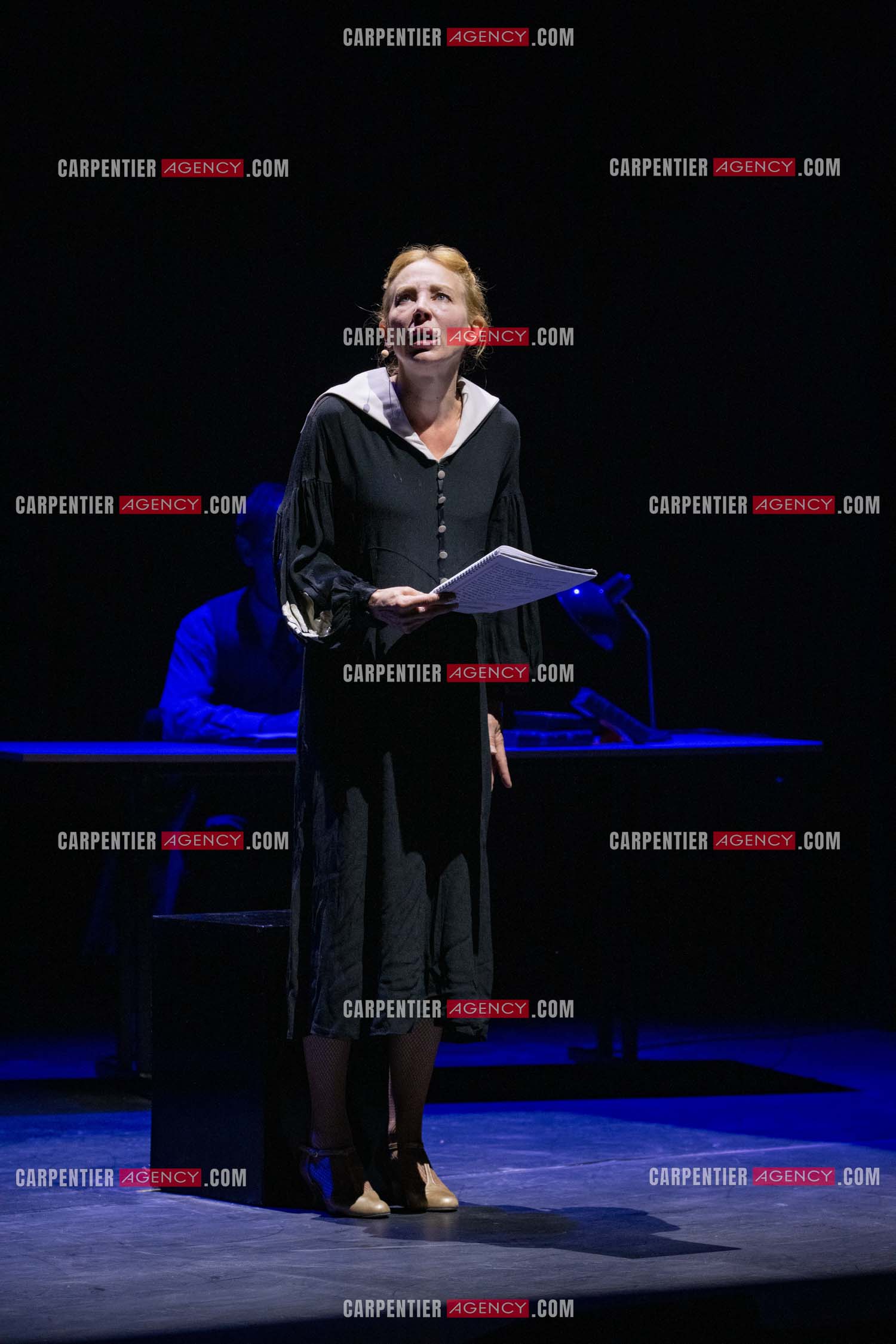 L'actrice Julie Depardieu et l'acteur Stefan Druet Toukaïeff réunis pour la pièce “Bunker“ au festival Cardin à Lacoste le 14 juillet 2024.  ( Exclusif )
