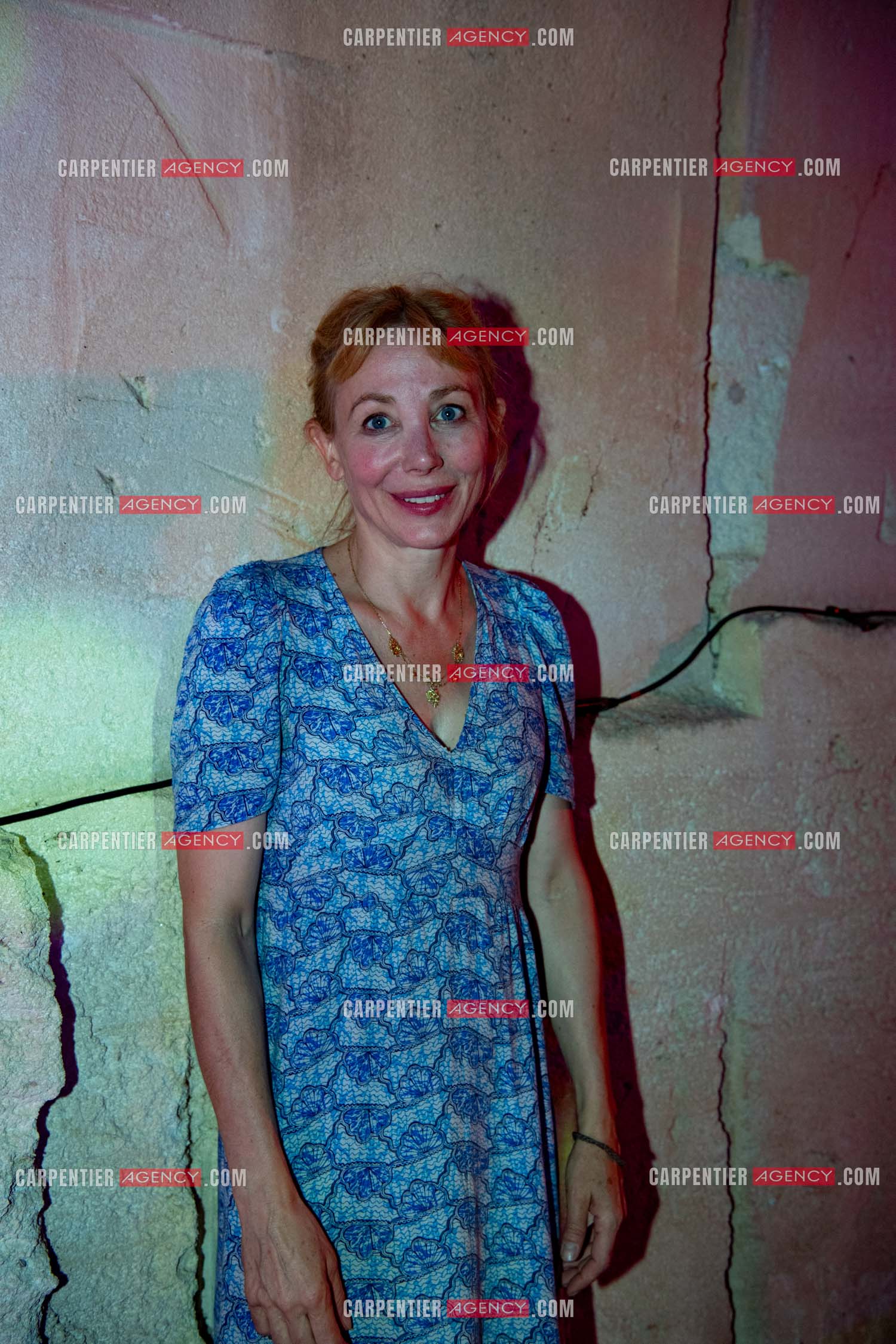 L'actrice Julie Depardieu et l'acteur Stefan Druet Toukaïeff réunis pour la pièce “Bunker“ au festival Cardin à Lacoste le 14 juillet 2024.  ( Exclusif )