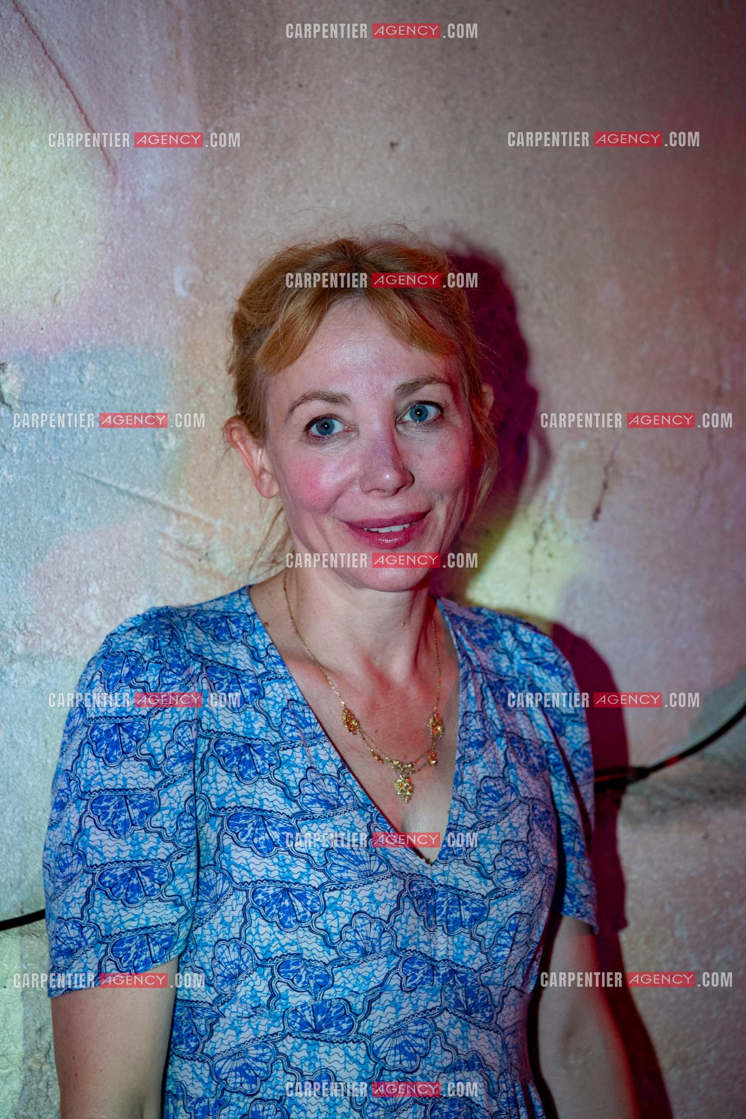 L'actrice Julie Depardieu et l'acteur Stefan Druet Toukaïeff réunis pour la pièce “Bunker“ au festival Cardin à Lacoste le 14 juillet 2024.  ( Exclusif )