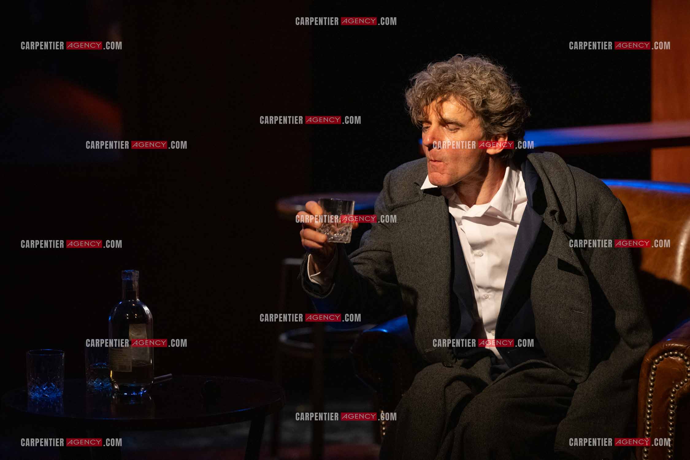 Actuellement à l'affiche au Festival d'Avignon, la pièce “UNE HEURE À T'ATTENDRE“ au théâtre du Chêne Noir à Avignon, l'acteur Nicolas Vaude.  ( Exclusif )