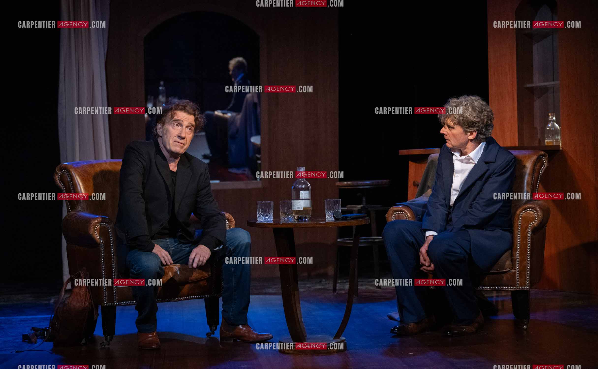 Actuellement à l'affiche au Festival d'Avignon, la pièce “UNE HEURE À T'ATTENDRE“ au théâtre du Chêne Noir à Avignon, les acteurs Thierry Frémont et Nicolas Vaude.  ( Exclusif )