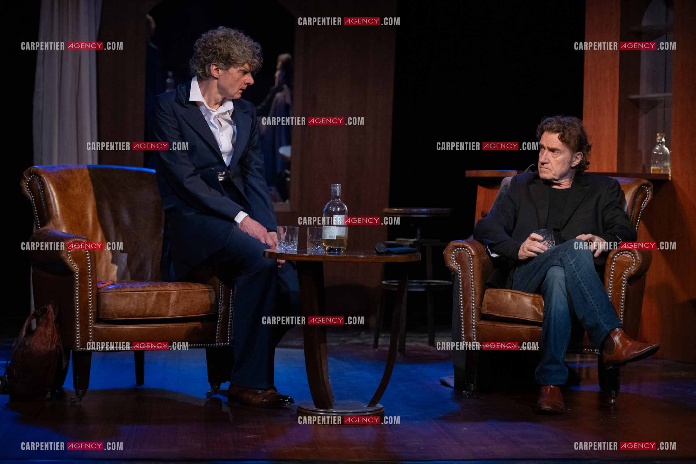 Actuellement à l'affiche au Festival d'Avignon, la pièce “UNE HEURE À T'ATTENDRE“ au théâtre du Chêne Noir à Avignon, les acteurs Thierry Frémont et Nicolas Vaude.  ( Exclusif )