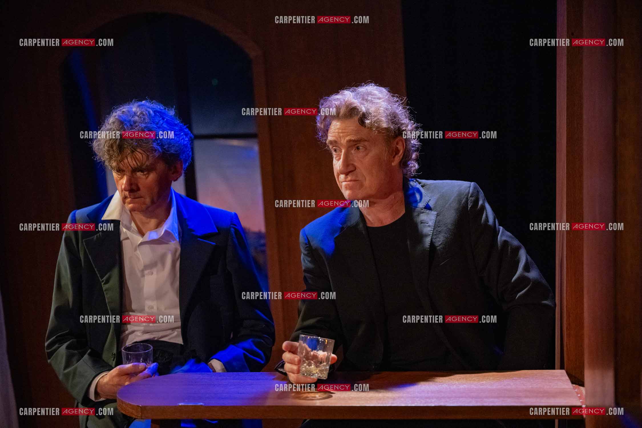 Actuellement à l'affiche au Festival d'Avignon, la pièce “UNE HEURE À T'ATTENDRE“ au théâtre du Chêne Noir à Avignon, les acteurs Thierry Frémont et Nicolas Vaude.  ( Exclusif )