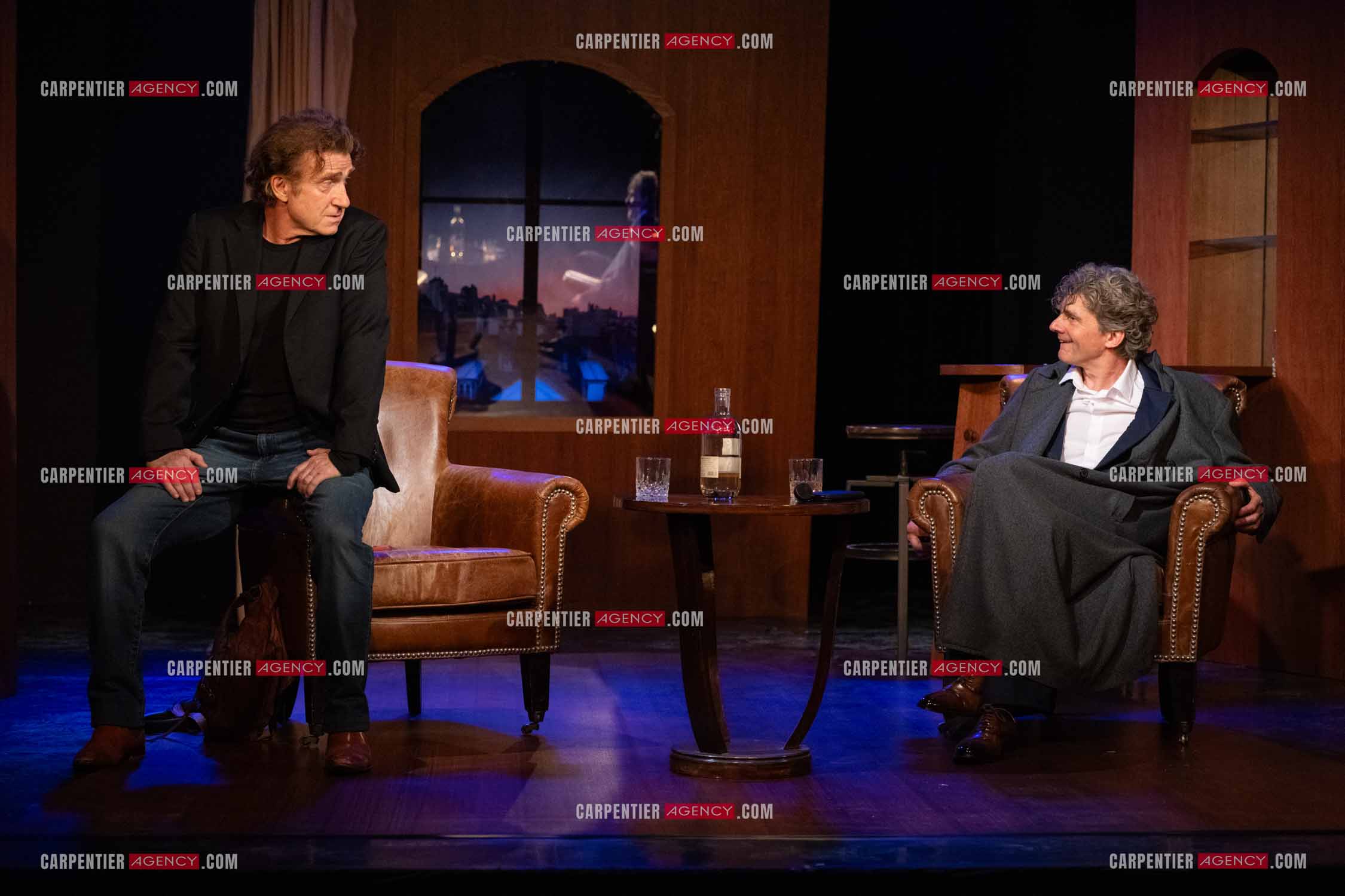 Actuellement à l'affiche au Festival d'Avignon, la pièce “UNE HEURE À T'ATTENDRE“ au théâtre du Chêne Noir à Avignon, les acteurs Thierry Frémont et Nicolas Vaude.  ( Exclusif )