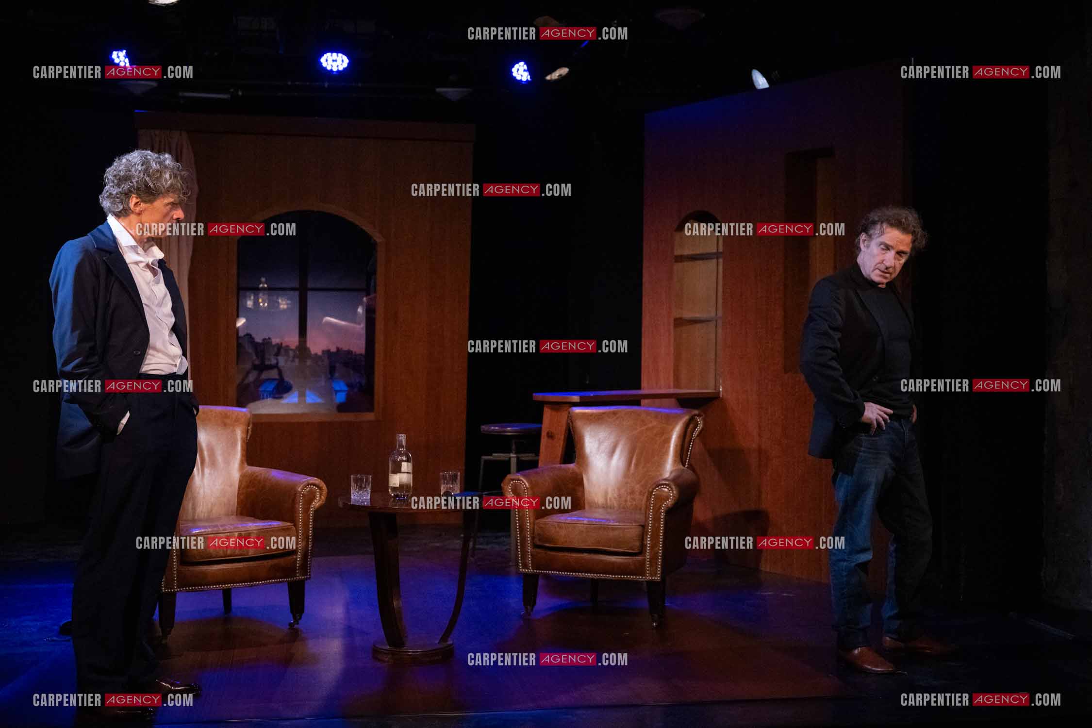 Actuellement à l'affiche au Festival d'Avignon, la pièce “UNE HEURE À T'ATTENDRE“ au théâtre du Chêne Noir à Avignon, les acteurs Thierry Frémont et Nicolas Vaude.  ( Exclusif )