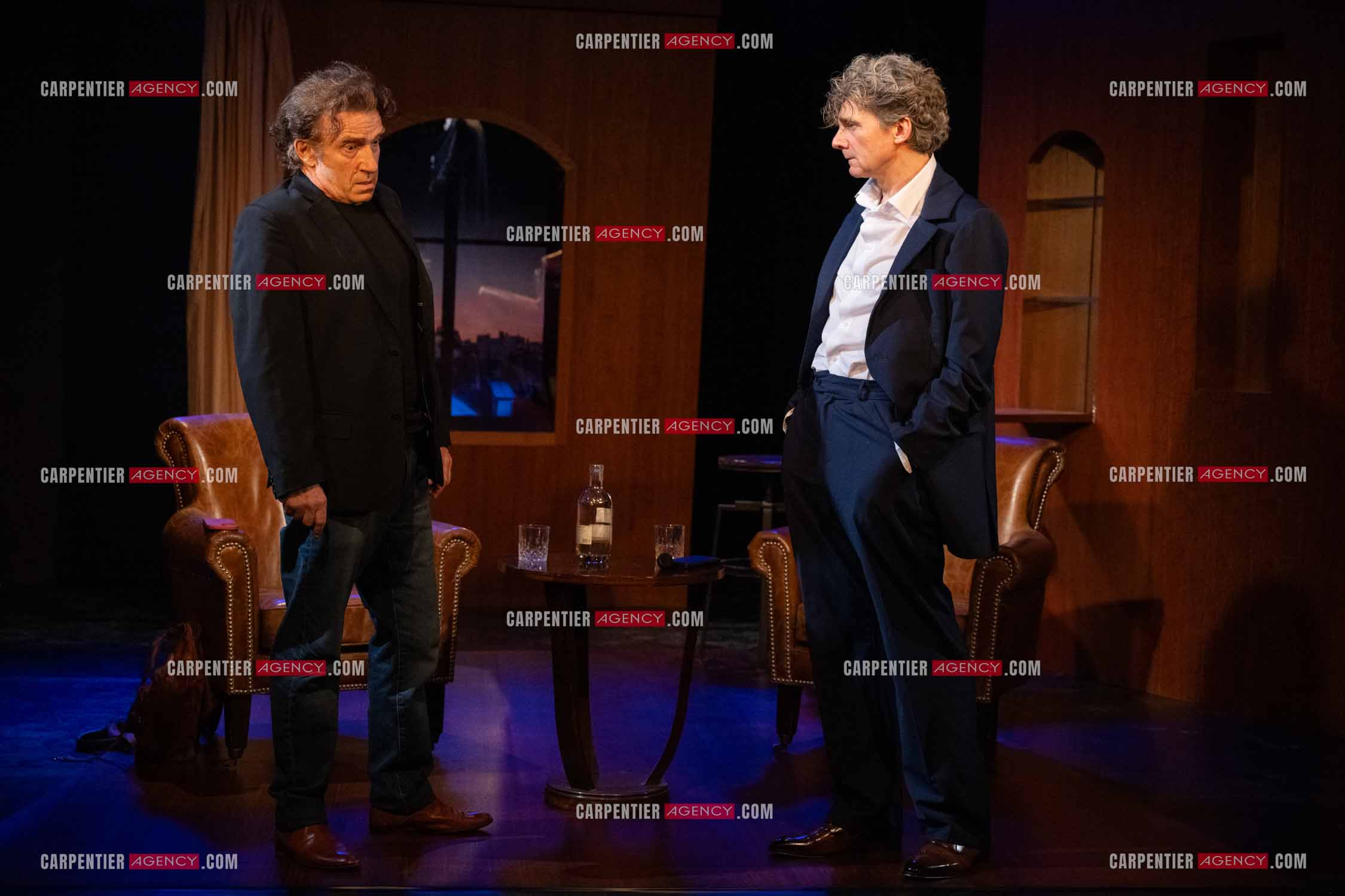 Actuellement à l'affiche au Festival d'Avignon, la pièce “UNE HEURE À T'ATTENDRE“ au théâtre du Chêne Noir à Avignon, les acteurs Thierry Frémont et Nicolas Vaude.  ( Exclusif )