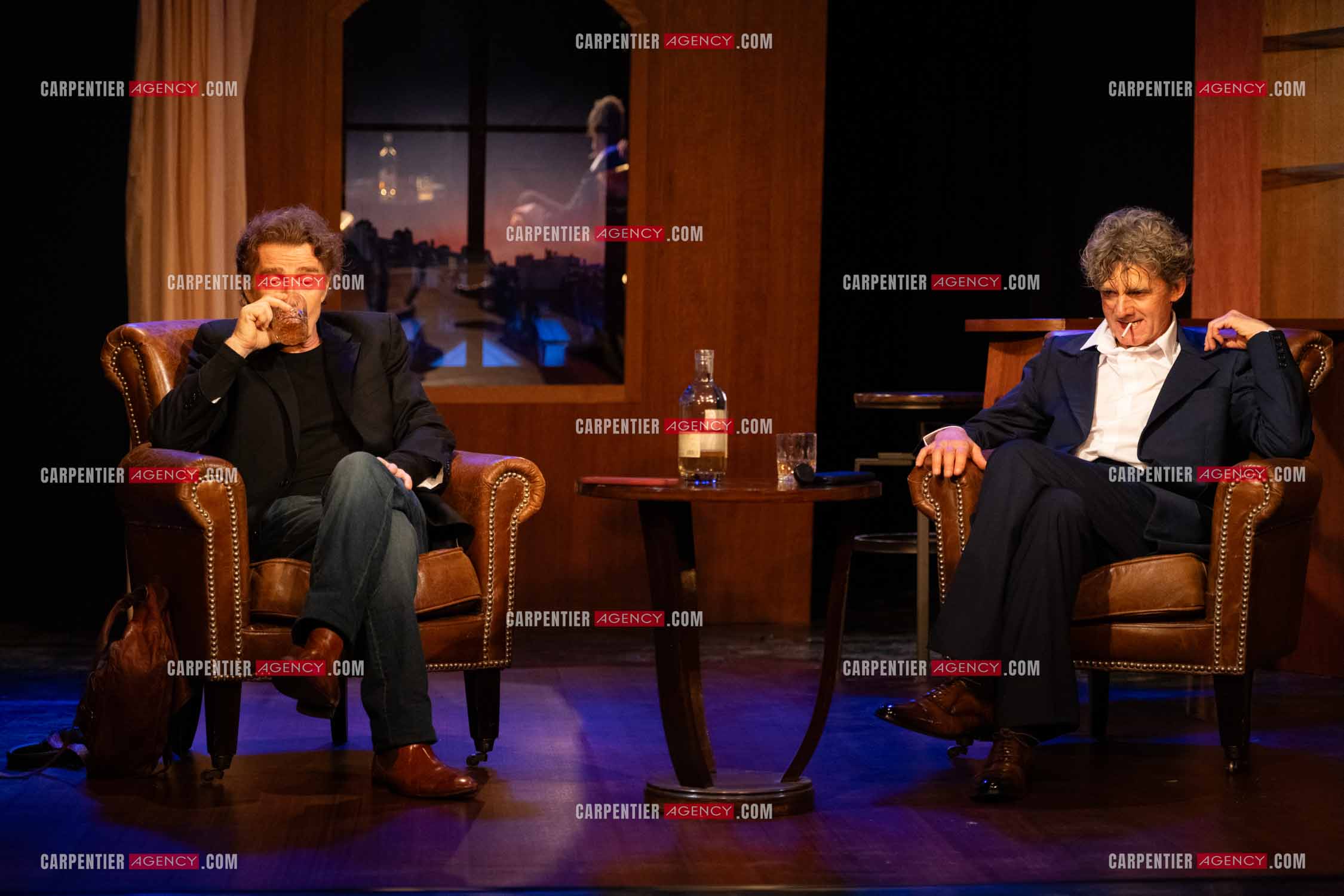 Actuellement à l'affiche au Festival d'Avignon, la pièce “UNE HEURE À T'ATTENDRE“ au théâtre du Chêne Noir à Avignon, les acteurs Thierry Frémont et Nicolas Vaude.  ( Exclusif )