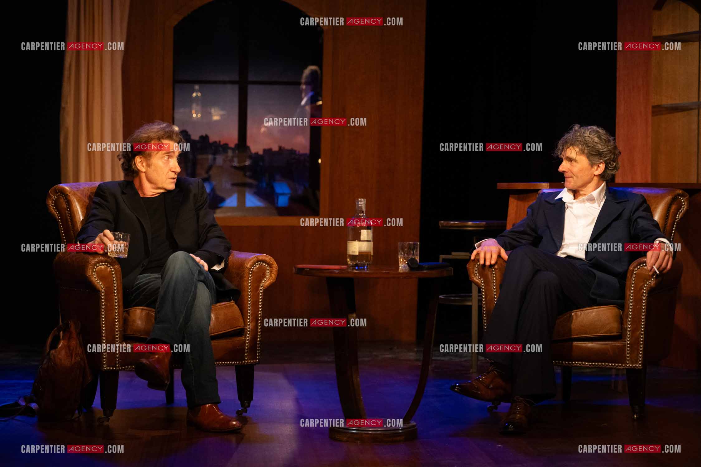 Actuellement à l'affiche au Festival d'Avignon, la pièce “UNE HEURE À T'ATTENDRE“ au théâtre du Chêne Noir à Avignon, les acteurs Thierry Frémont et Nicolas Vaude.  ( Exclusif )