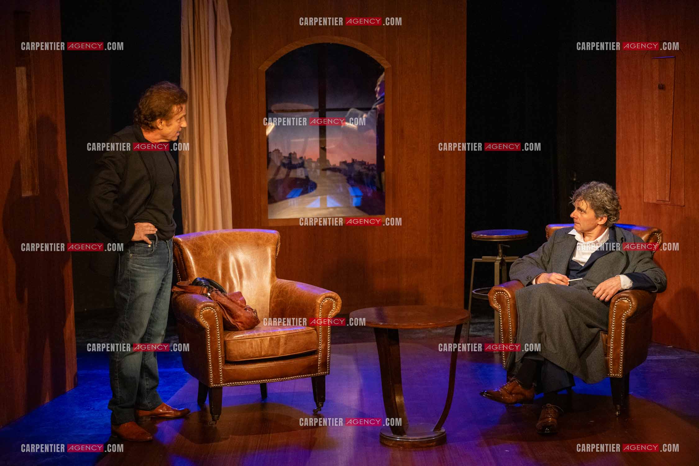 Actuellement à l'affiche au Festival d'Avignon, la pièce “UNE HEURE À T'ATTENDRE“ au théâtre du Chêne Noir à Avignon, les acteurs Thierry Frémont et Nicolas Vaude.  ( Exclusif )