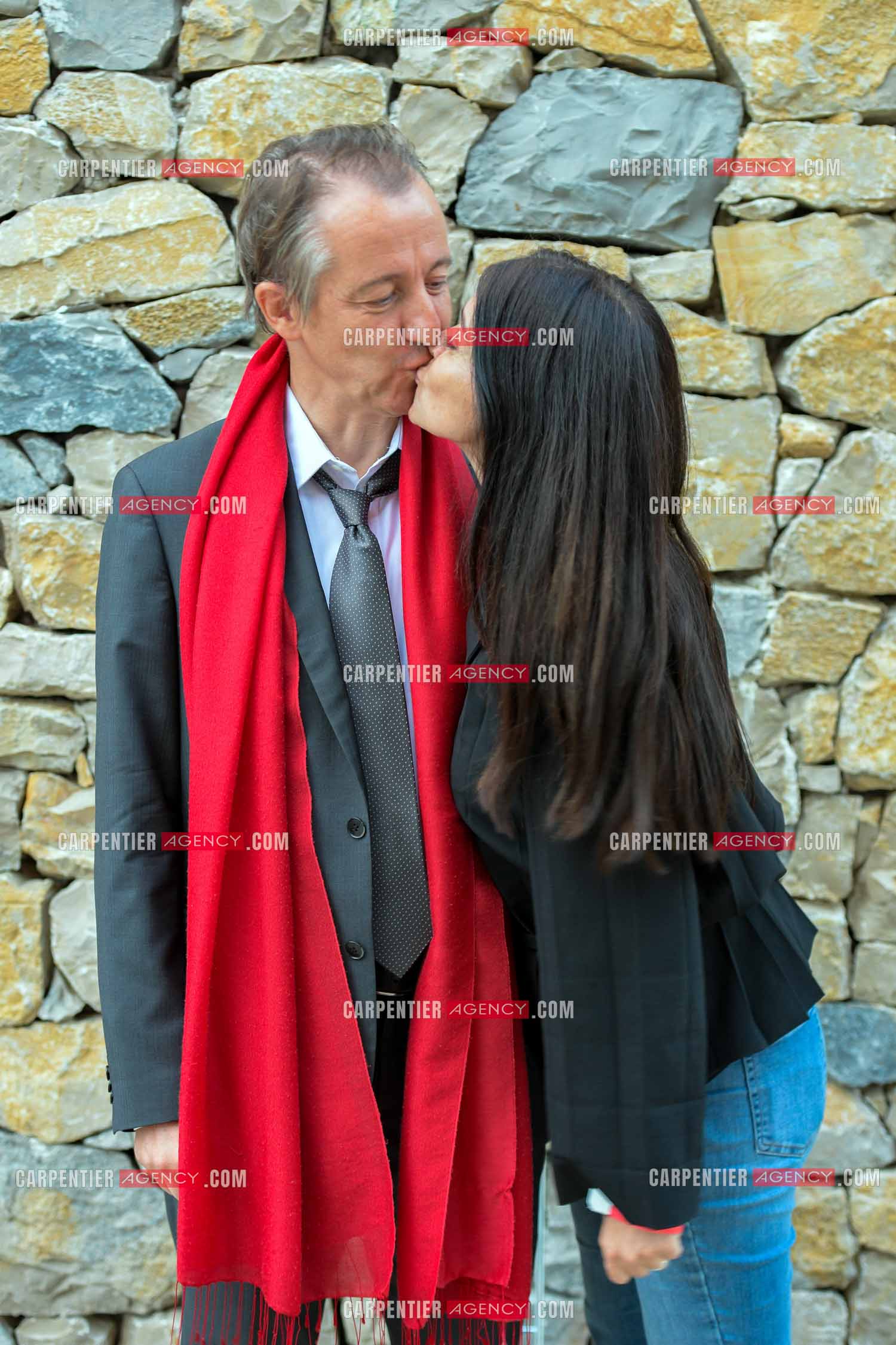 Le journaliste et chroniqueur sur BFM TV Christophe Barbier et sa femme Pauline Courtin. ( Exclusif )