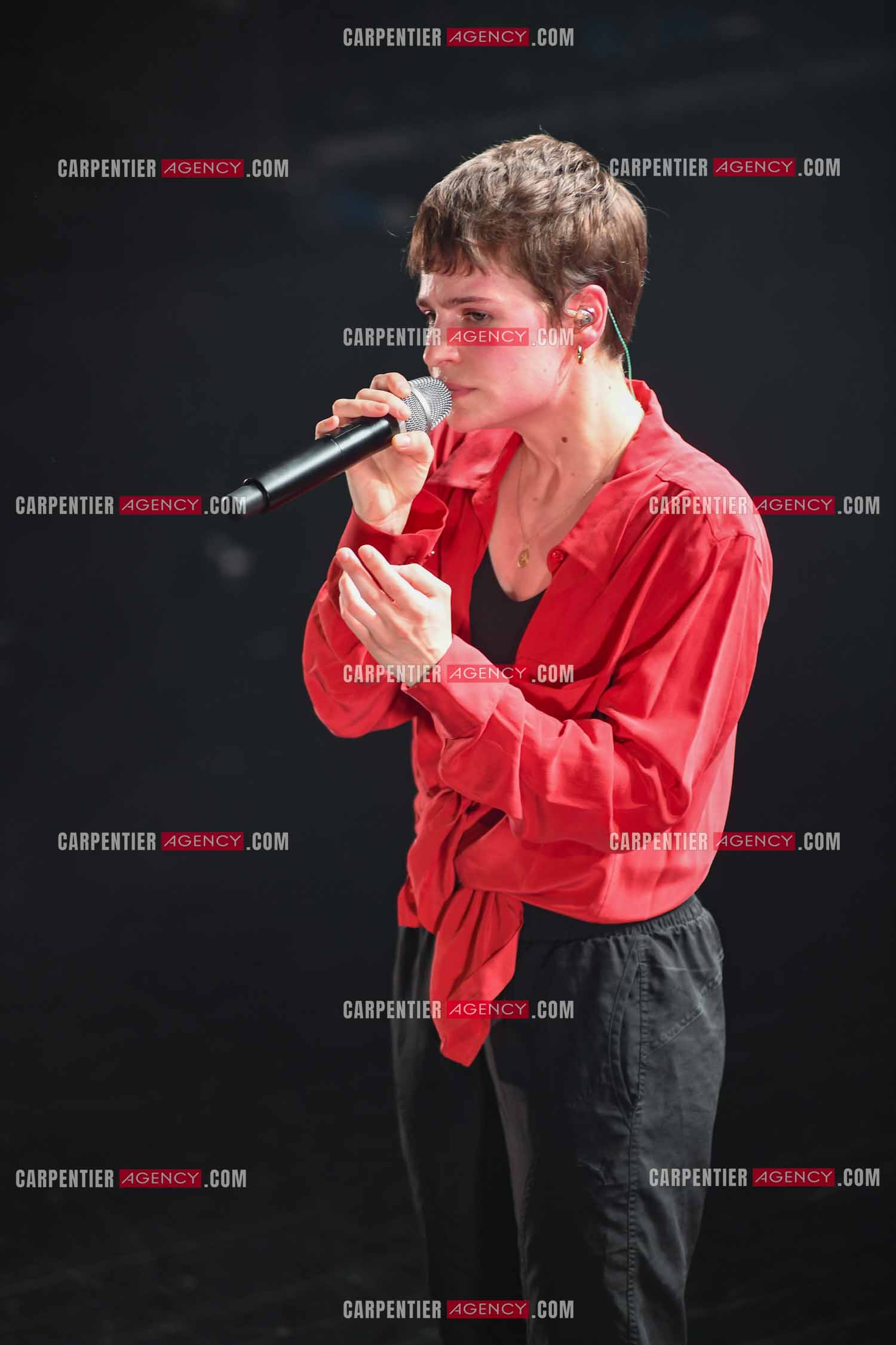 Concert au TRIANON “ POP-ROCK LIVE “ organisé par RTL2 le 05 Octobre 2018 à Paris. La chanteuse Christine and the Queens.   ( Exclusif )