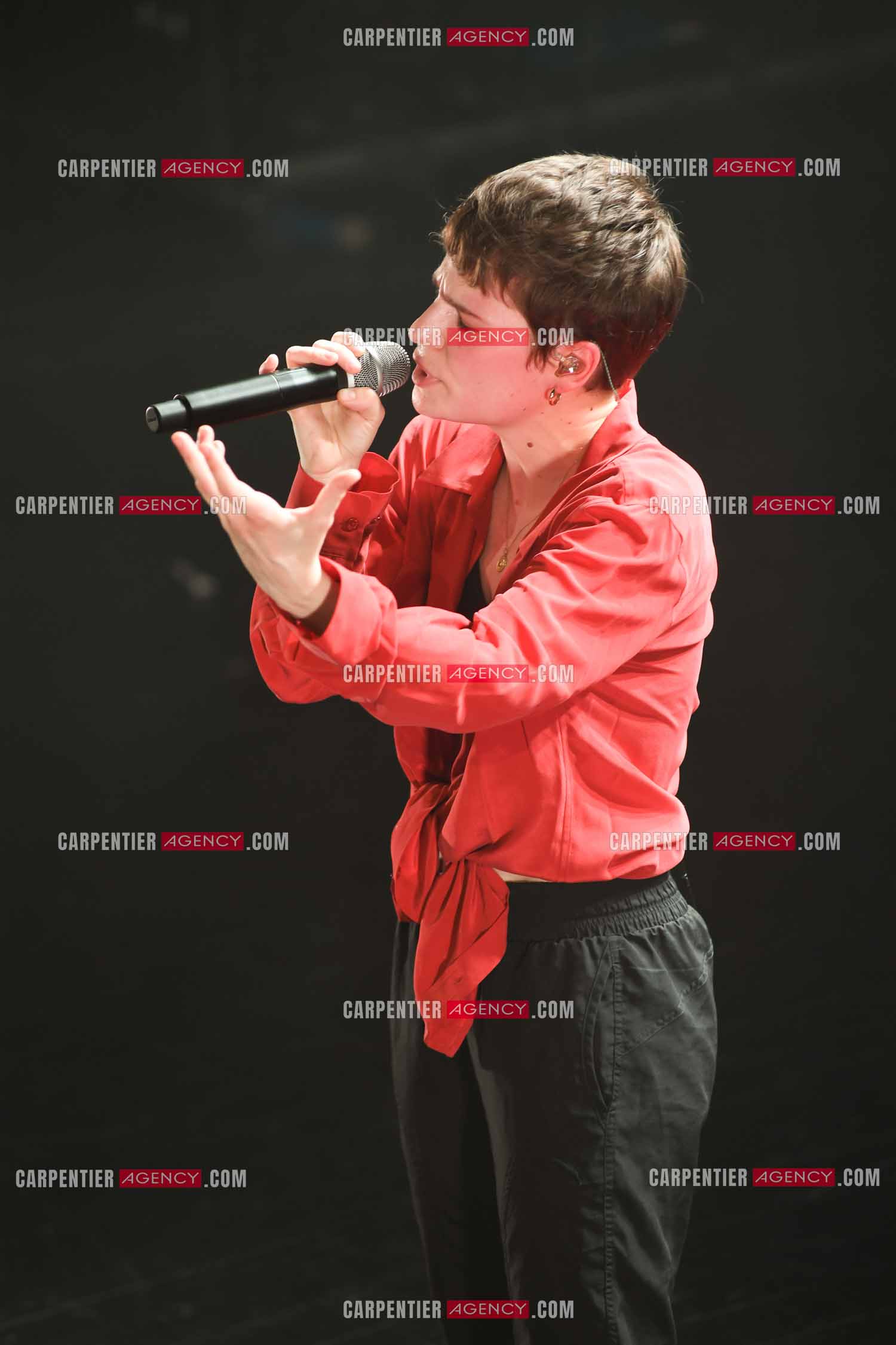 Concert au TRIANON “ POP-ROCK LIVE “ organisé par RTL2 le 05 Octobre 2018 à Paris. La chanteuse Christine and the Queens.   ( Exclusif )
