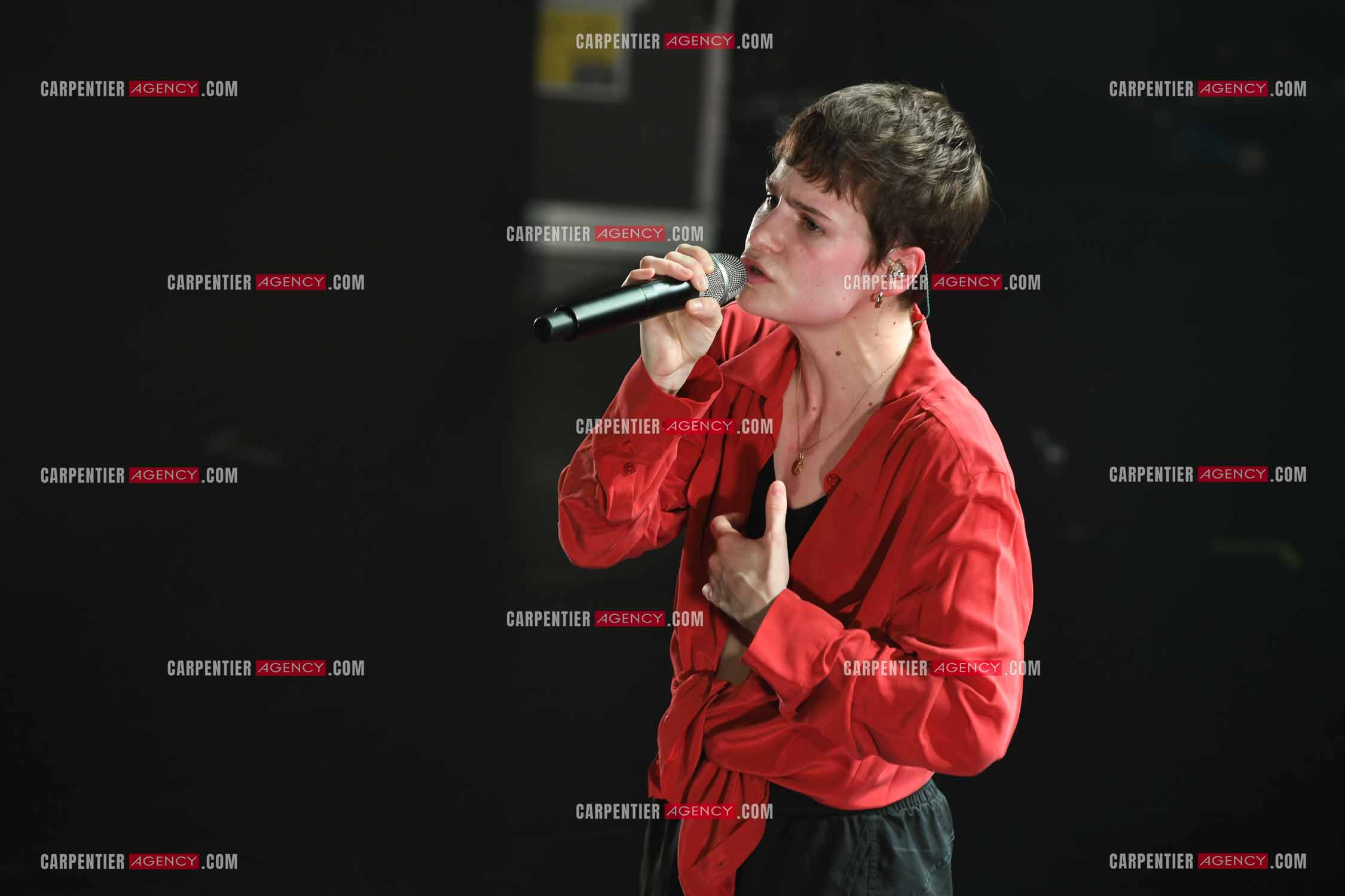 Concert au TRIANON “ POP-ROCK LIVE “ organisé par RTL2 le 05 Octobre 2018 à Paris. La chanteuse Christine and the Queens.   ( Exclusif )