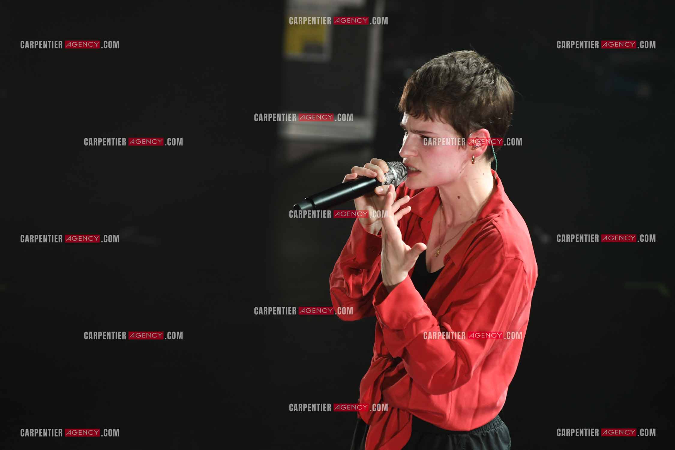 Concert au TRIANON “ POP-ROCK LIVE “ organisé par RTL2 le 05 Octobre 2018 à Paris. La chanteuse Christine and the Queens.   ( Exclusif )