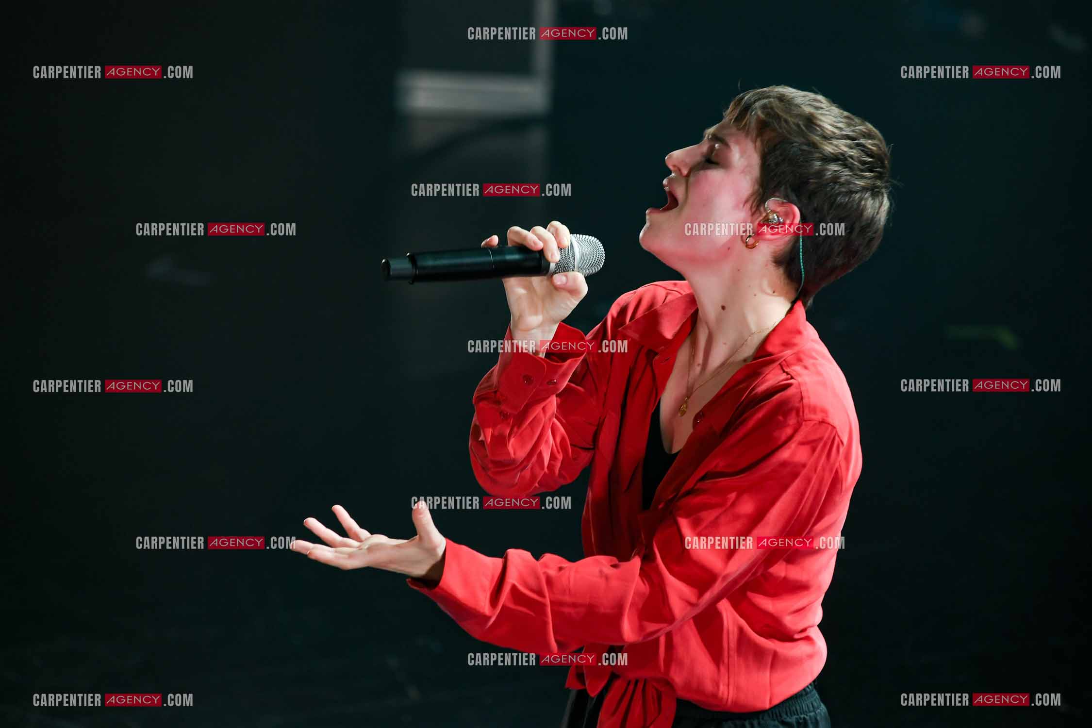 Concert au TRIANON “ POP-ROCK LIVE “ organisé par RTL2 le 05 Octobre 2018 à Paris. La chanteuse Christine and the Queens.   ( Exclusif )
