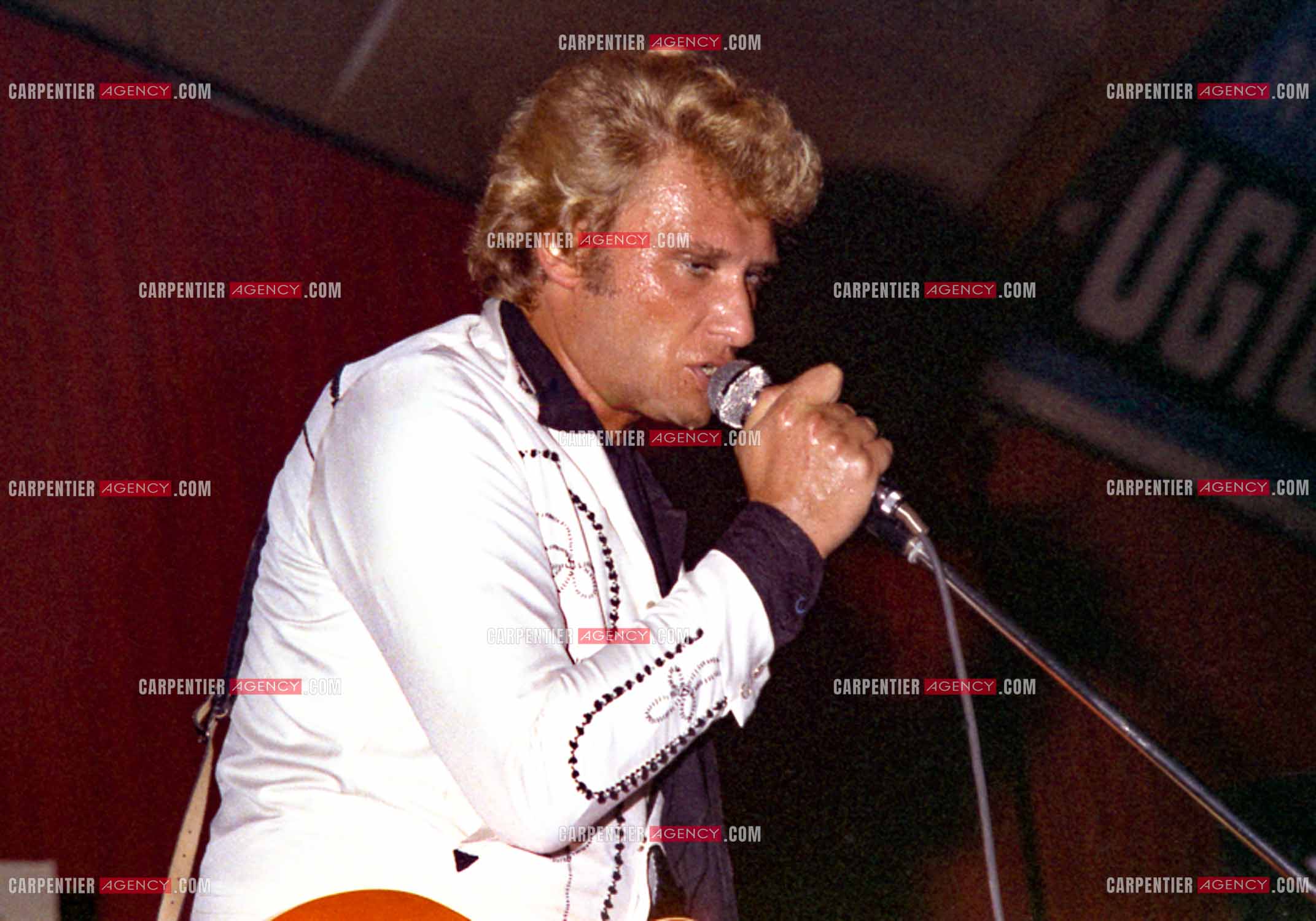 Photo J-HAL-1975-757777