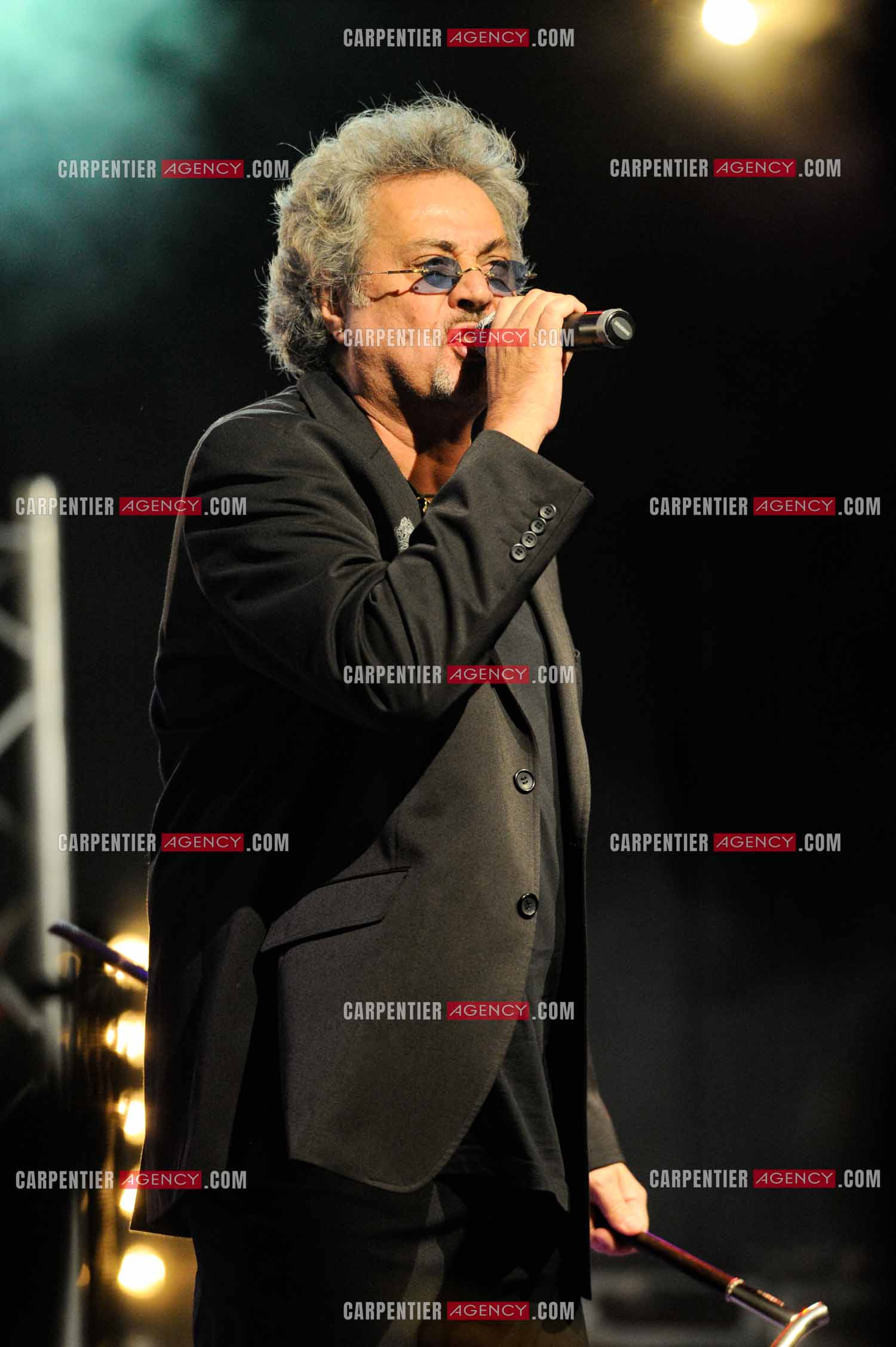 Le chanteur Patrick Hernandez en concert en 2011.  ( Exclusif )