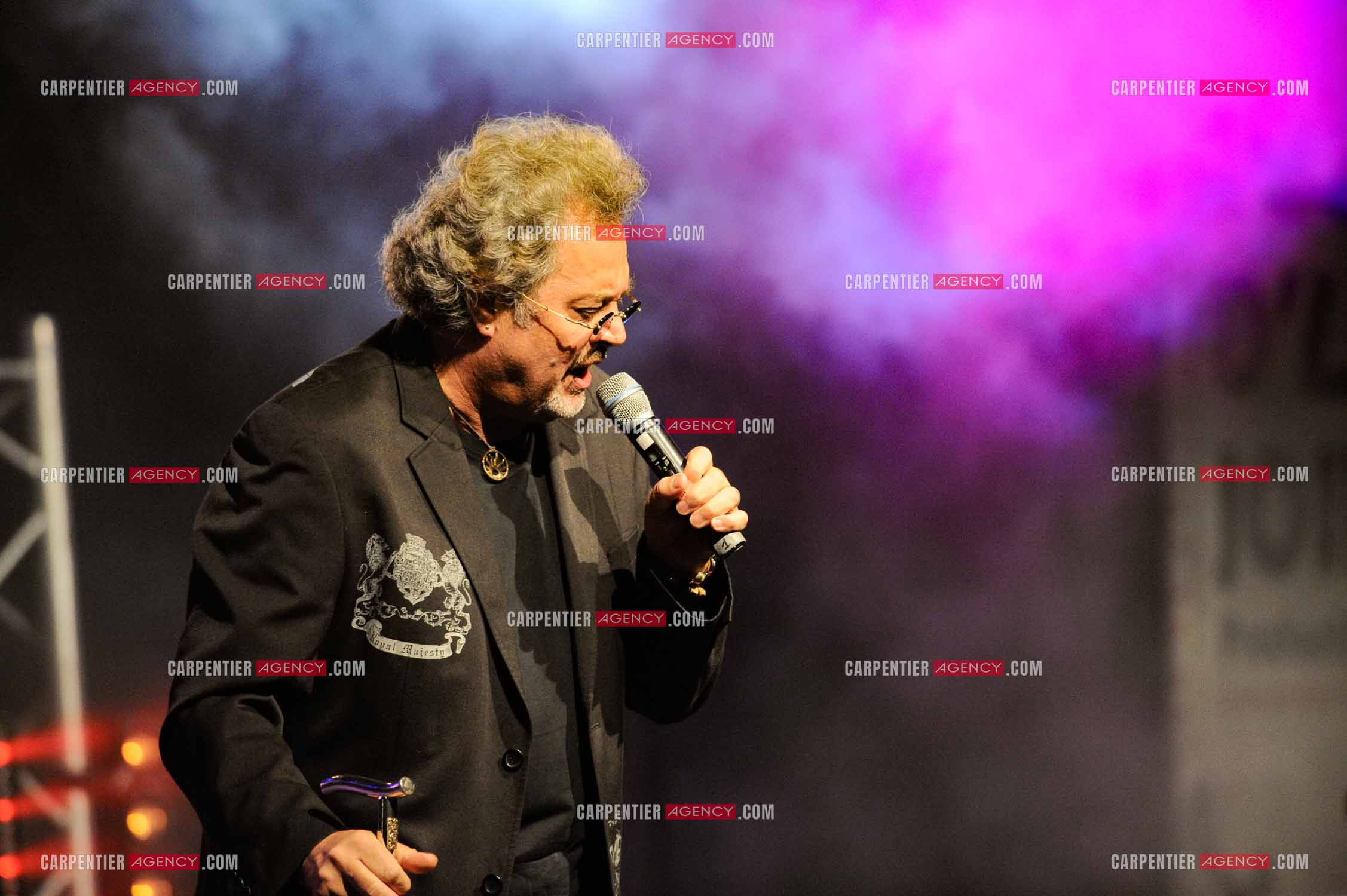 Le chanteur Patrick Hernandez en concert en 2011.  ( Exclusif )