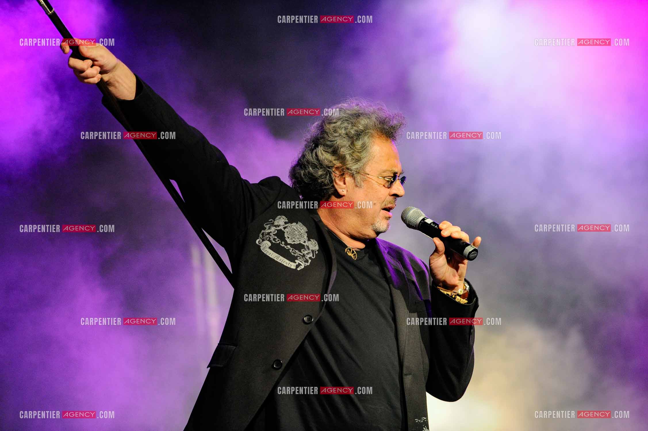 Le chanteur Patrick Hernandez en concert en 2011.  ( Exclusif )
