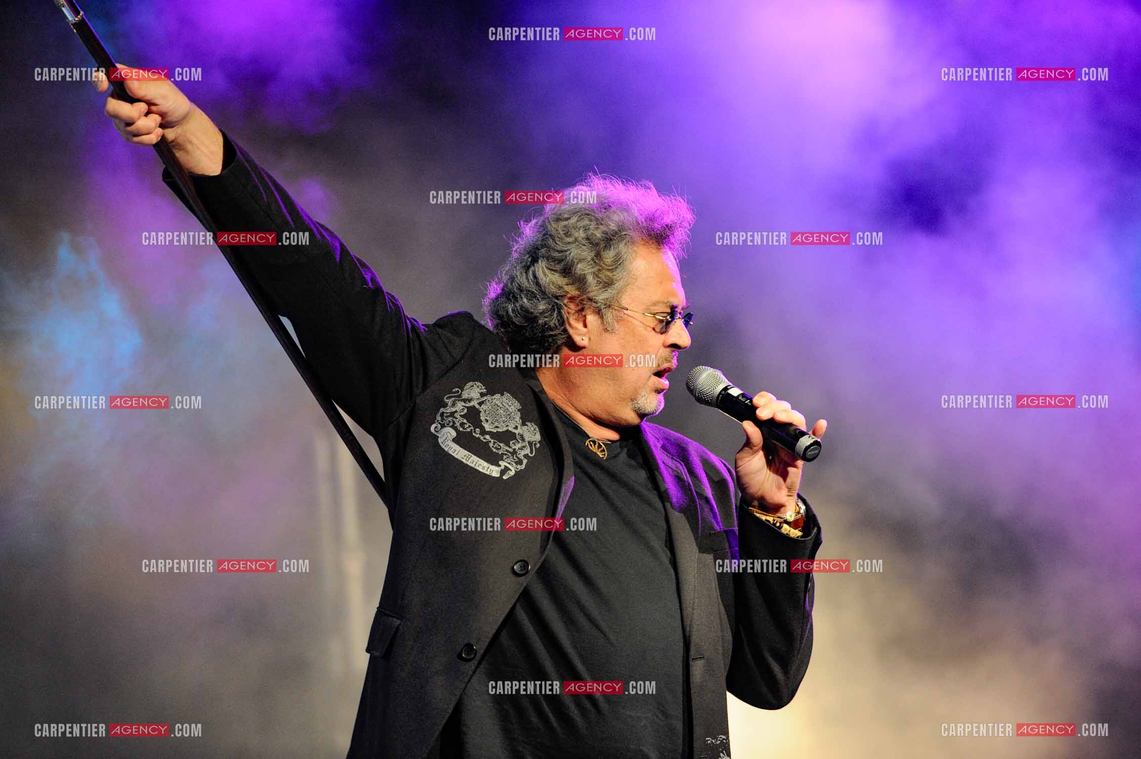 Le chanteur Patrick Hernandez en concert en 2011.  ( Exclusif )