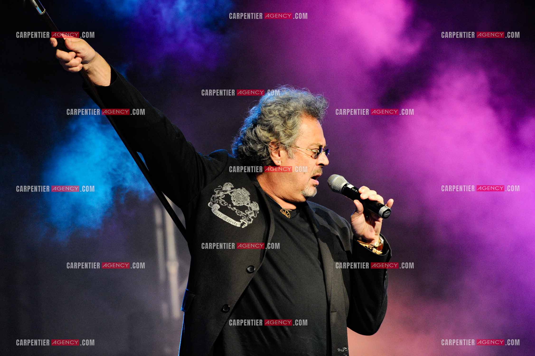Le chanteur Patrick Hernandez en concert en 2011.  ( Exclusif )