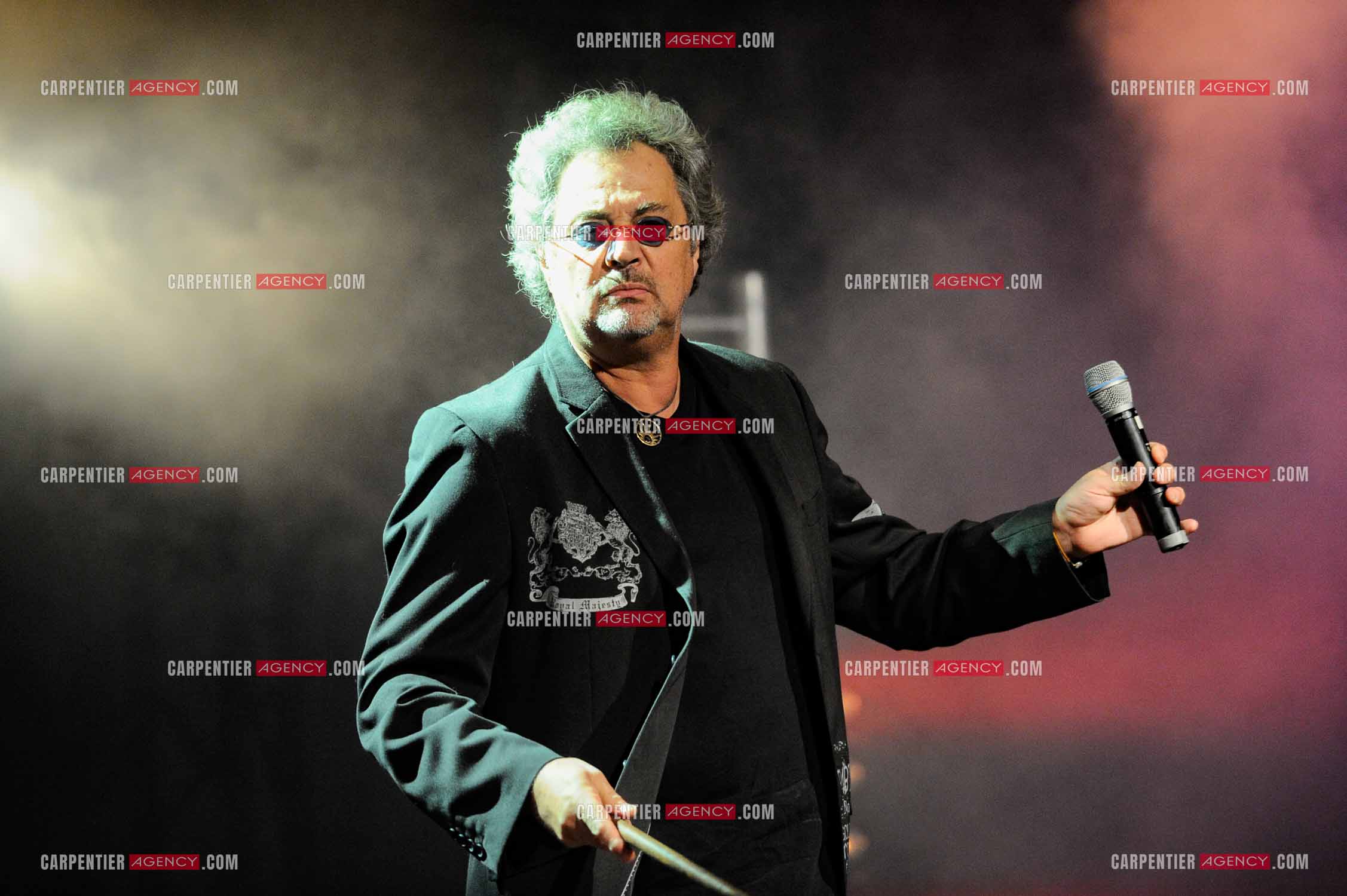Le chanteur Patrick Hernandez en concert en 2011.  ( Exclusif )