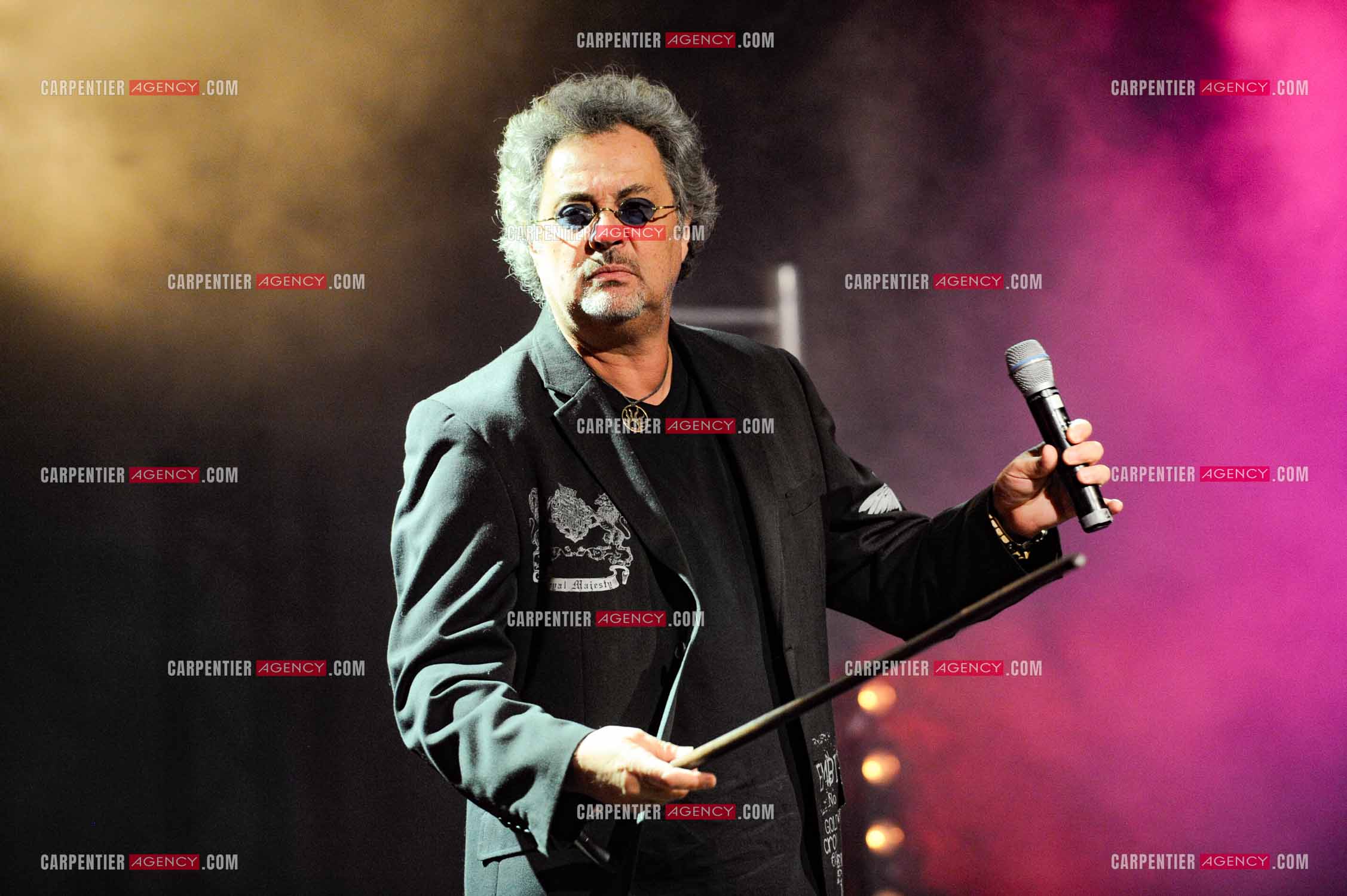 Le chanteur Patrick Hernandez en concert en 2011.  ( Exclusif )