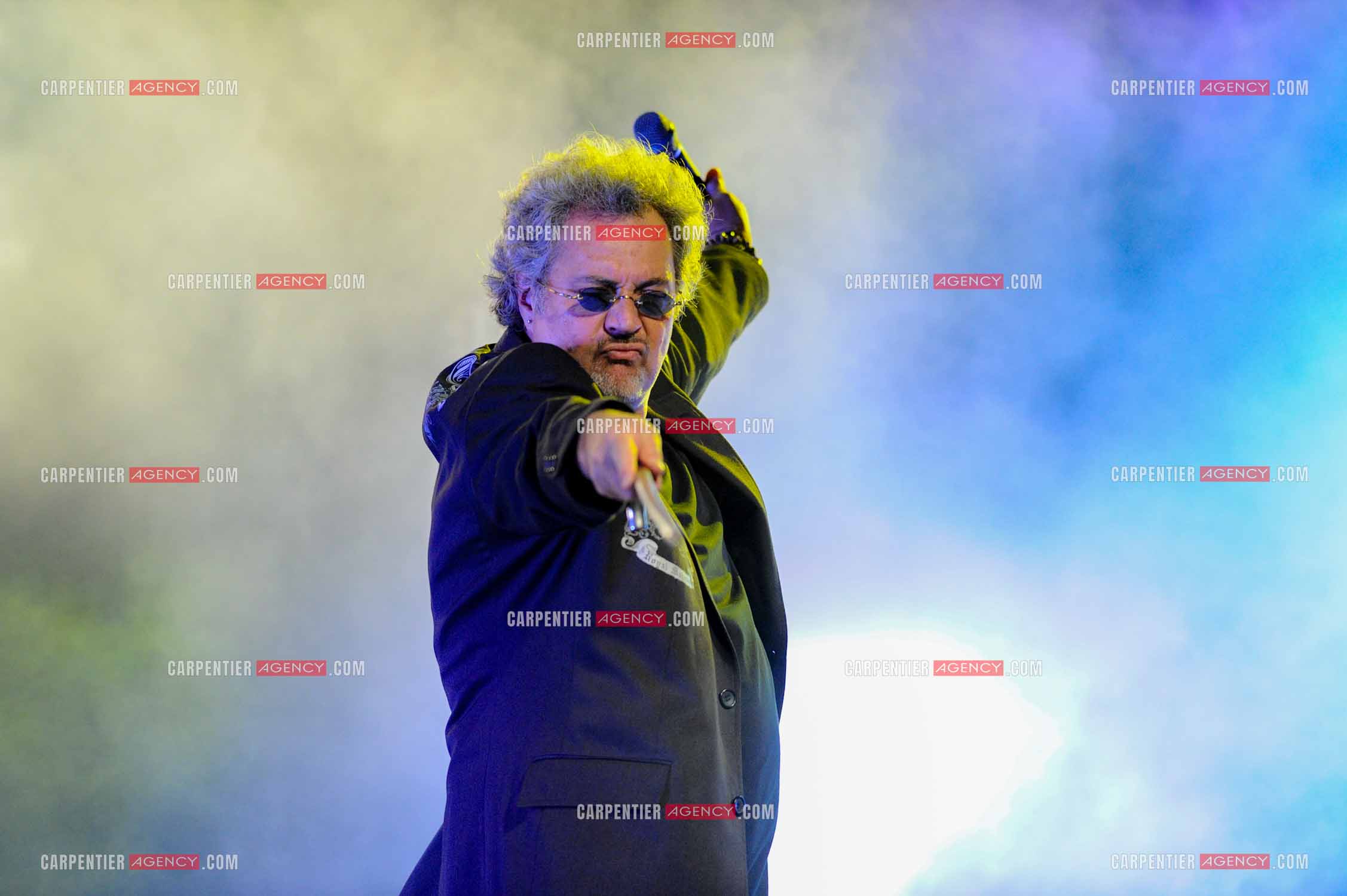 Le chanteur Patrick Hernandez en concert en 2011.  ( Exclusif )