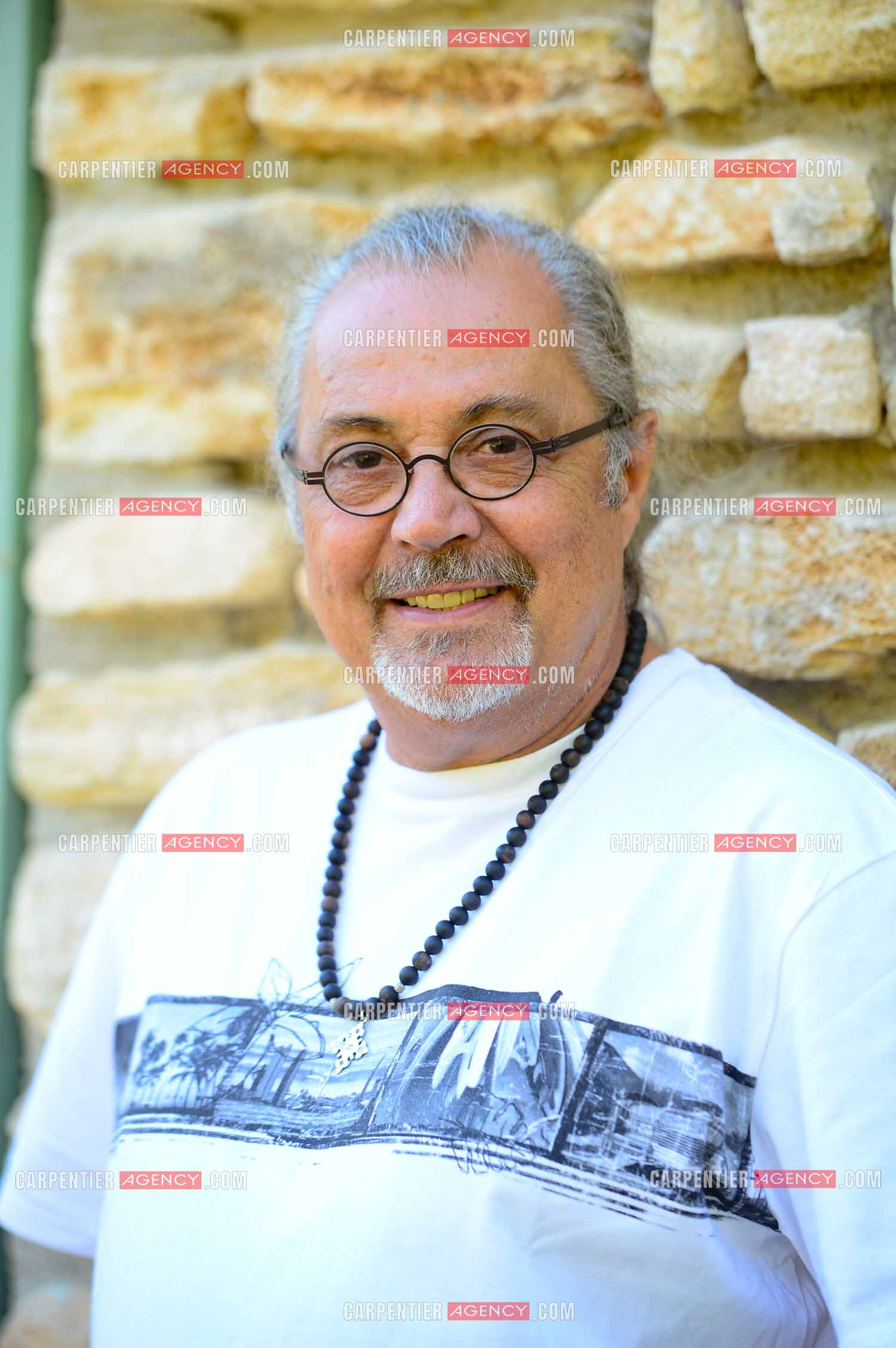 Le chanteur Patrick Hernandez dans sa propriété de L'île-sur-la-Sorgue en 2016.  ( Exclusif )