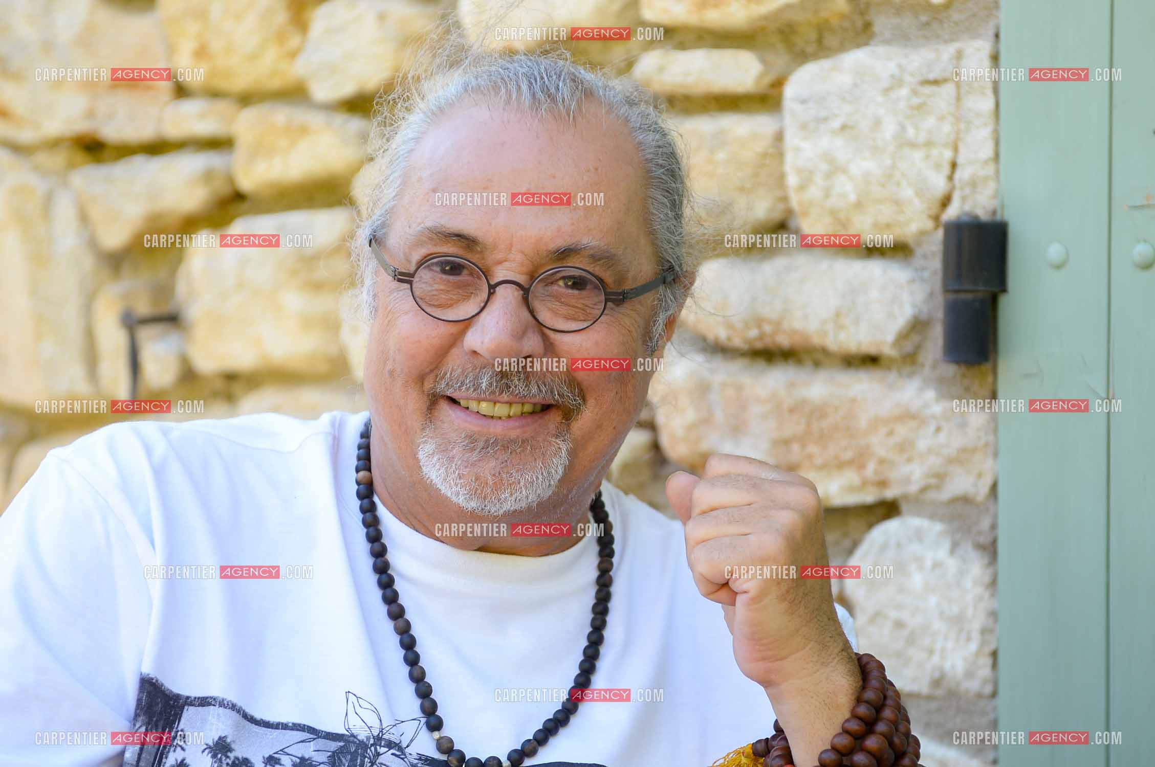 Le chanteur Patrick Hernandez dans sa propriété de L'île-sur-la-Sorgue en 2016.  ( Exclusif )