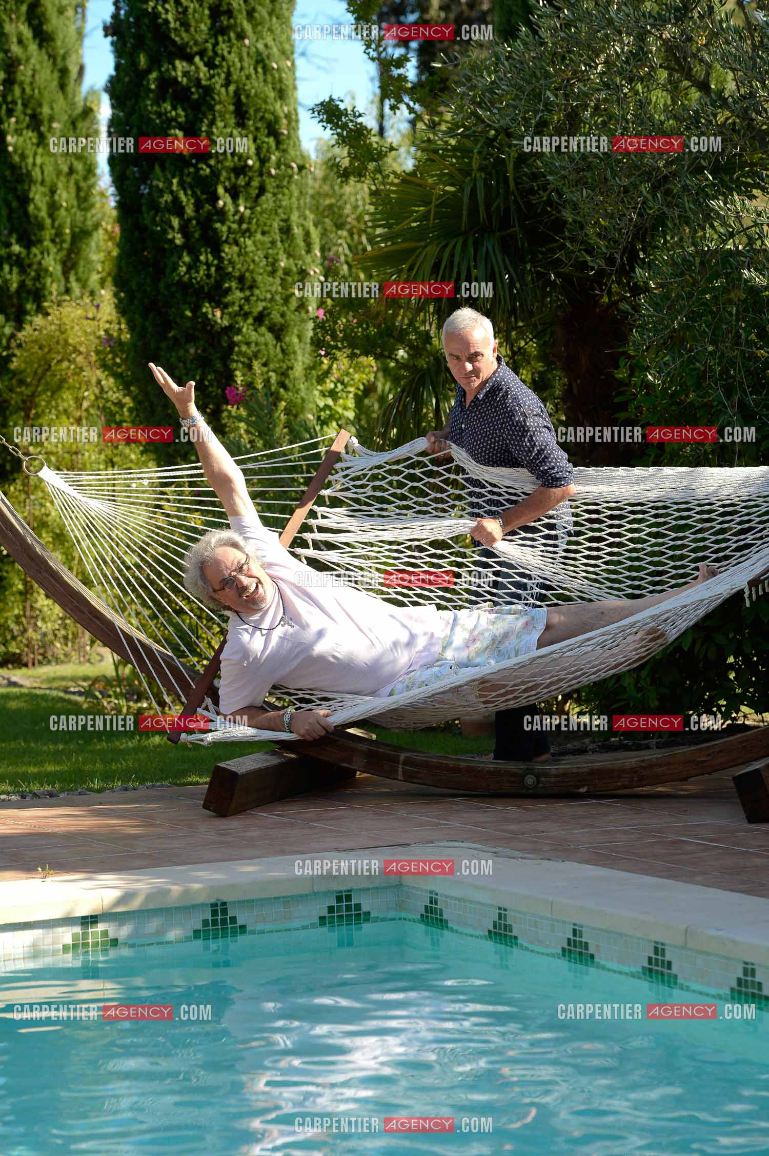 Jean-pierre Mader en vacances chez Patrick Hernandez dans le Vaucluse  près d'Avignon le 7 Août 2014.  ( Exclusif )