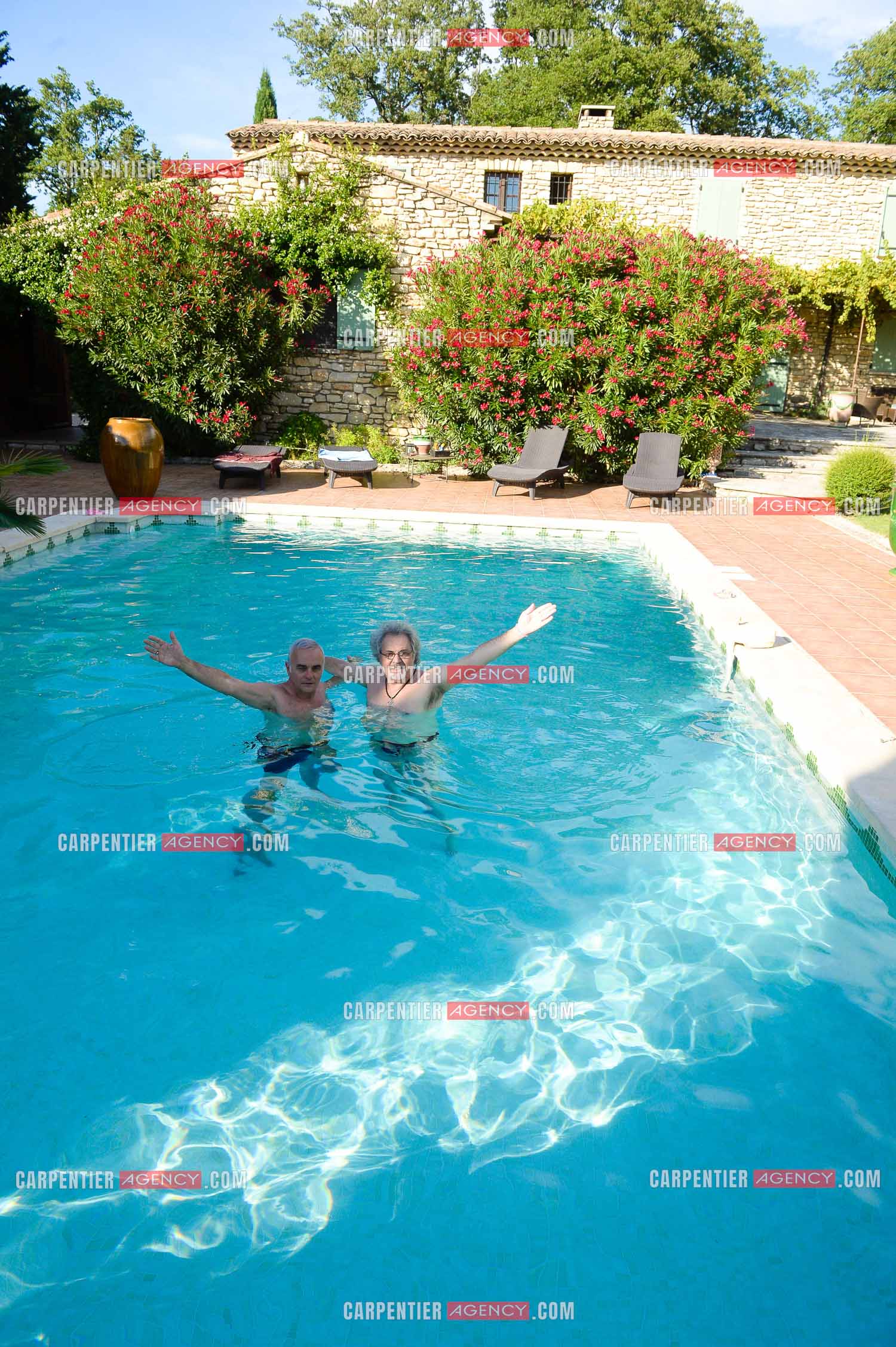Jean-pierre Mader en vacances chez Patrick Hernandez dans le Vaucluse  près d'Avignon le 7 Août 2014.  ( Exclusif )