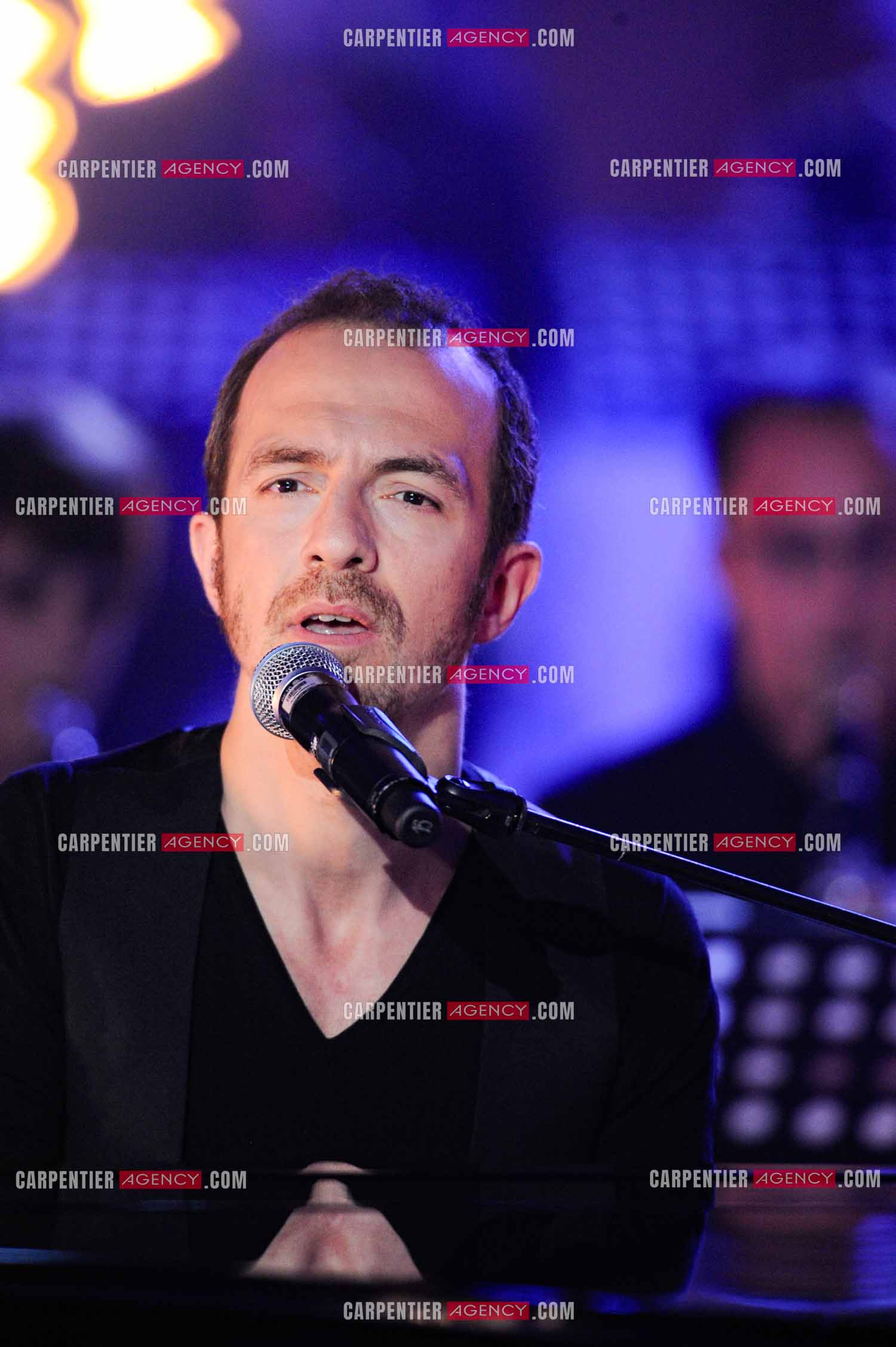 Le chanteur Calogero Maurici, dit Calogero lors du Télé Vie à Bruxelles en 2011.  ( Exclusif )