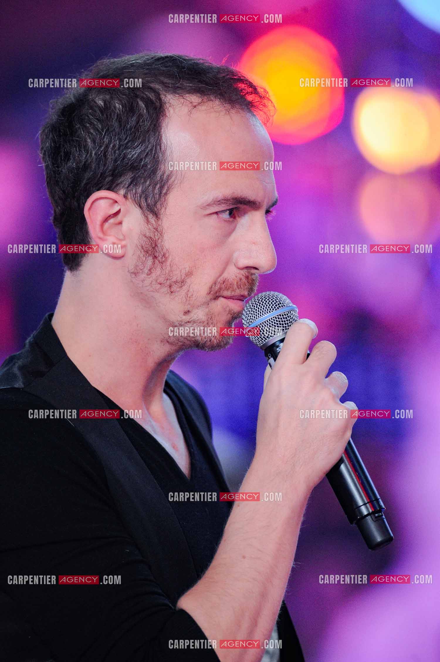 Le chanteur Calogero Maurici, dit Calogero lors du Télé Vie à Bruxelles en 2011.  ( Exclusif )
