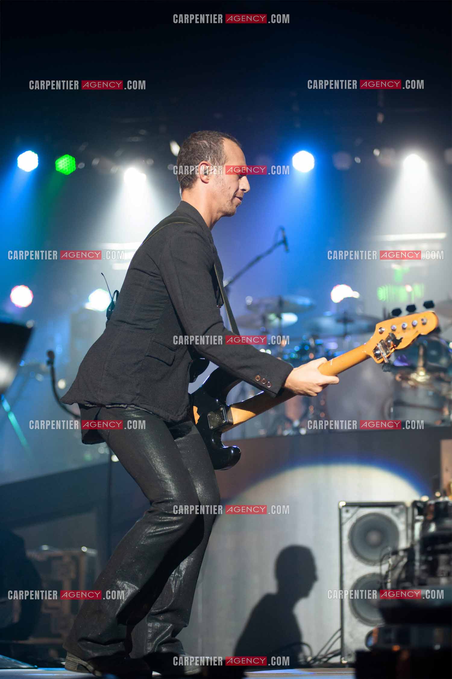 Le chanteur Calogero Maurici, dit Calogero en concert au Zénith de Paris le 20 Octobre 2009.