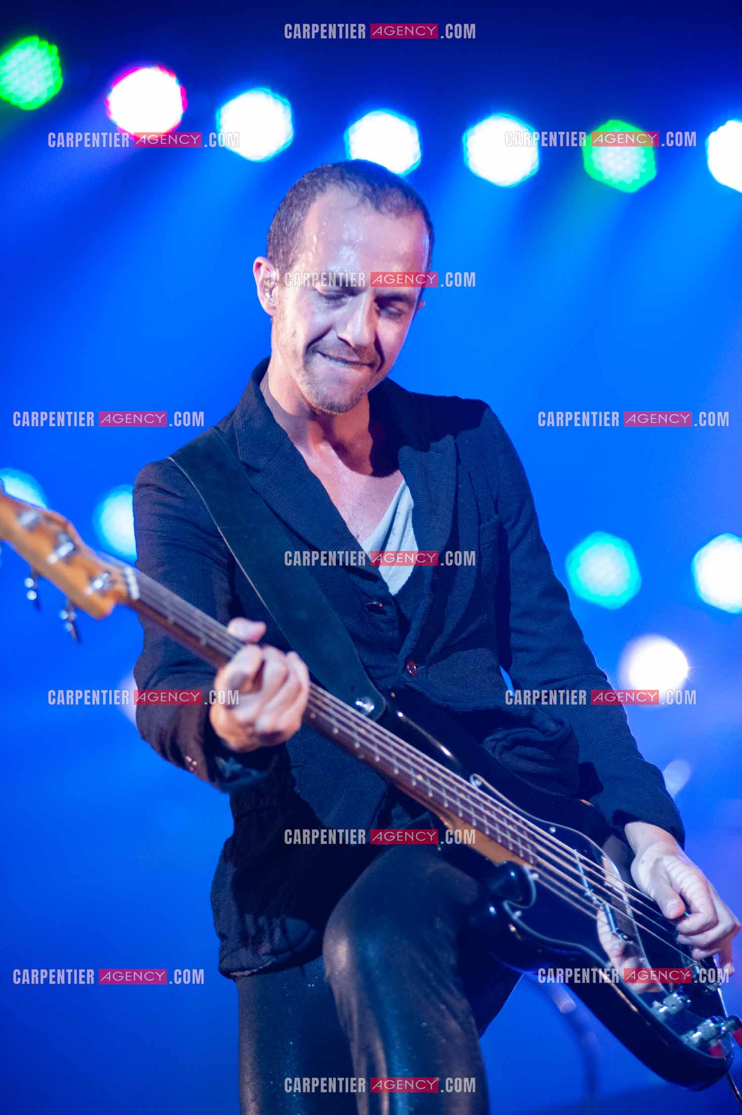 Le chanteur Calogero Maurici, dit Calogero en concert au Zénith de Paris le 20 Octobre 2009.