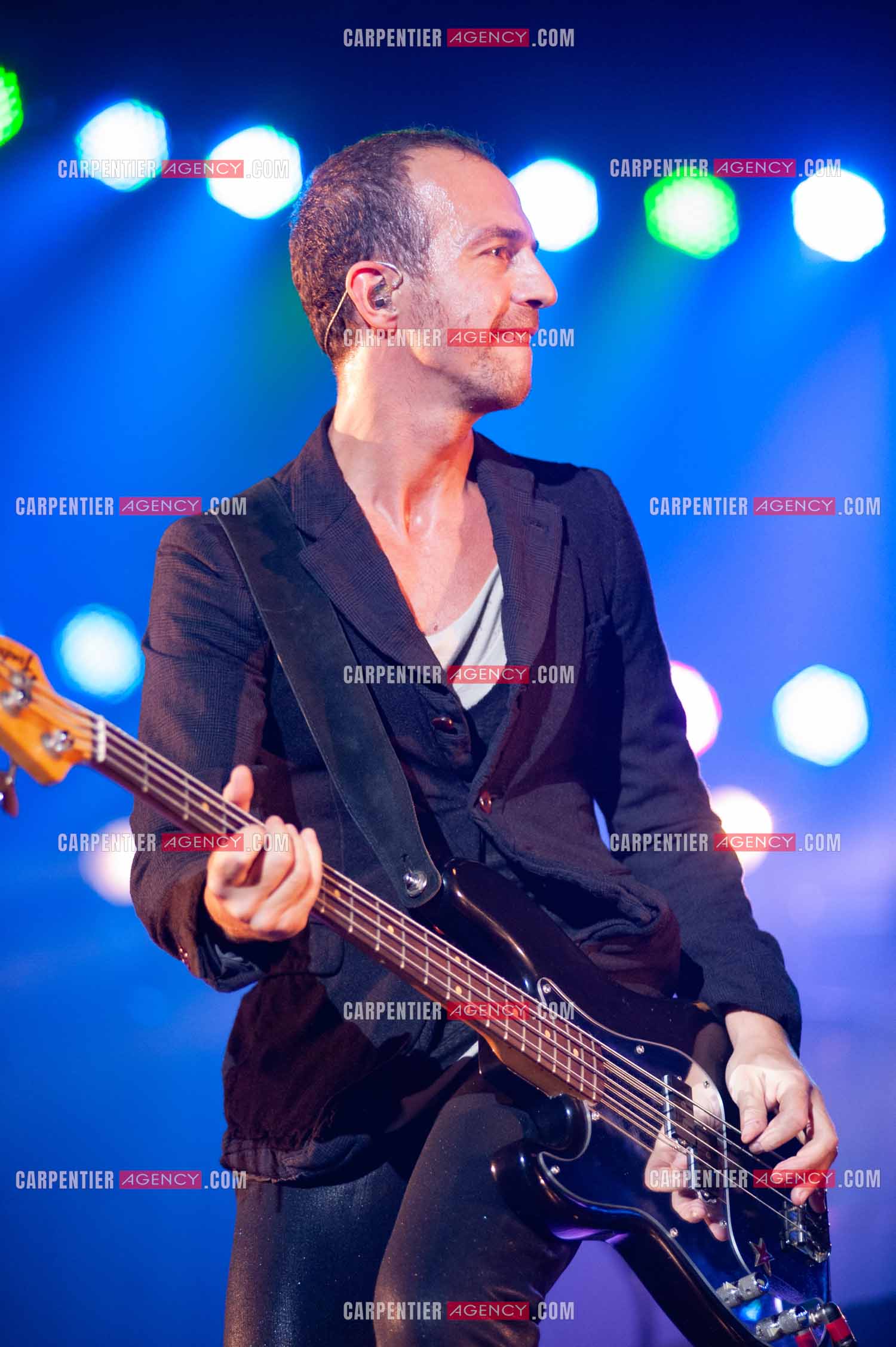 Le chanteur Calogero Maurici, dit Calogero en concert au Zénith de Paris le 20 Octobre 2009.