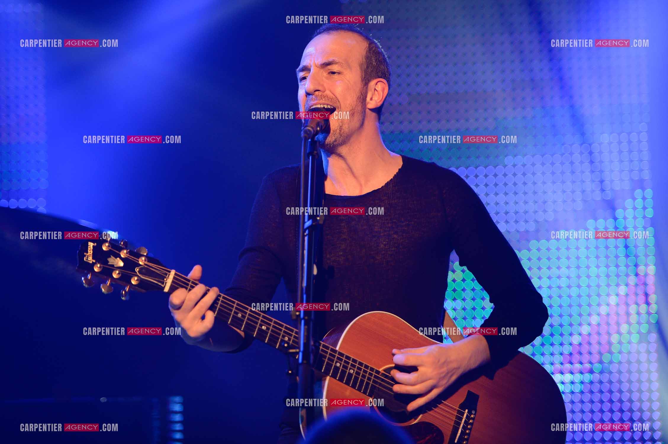 Le chanteur Calogero Maurici, dit Calogero lors d'un concert privé au club K a Reims. ( Exclusif )